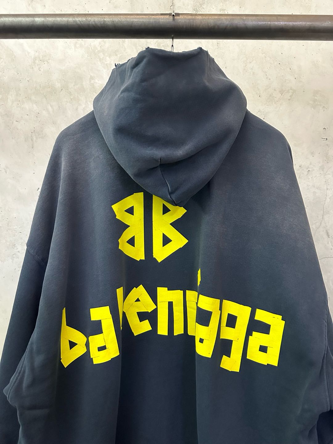Balenciaga Tape Type Ripped Pocket Hoodie Oversized in black curly fleece(744190TOVB11055）