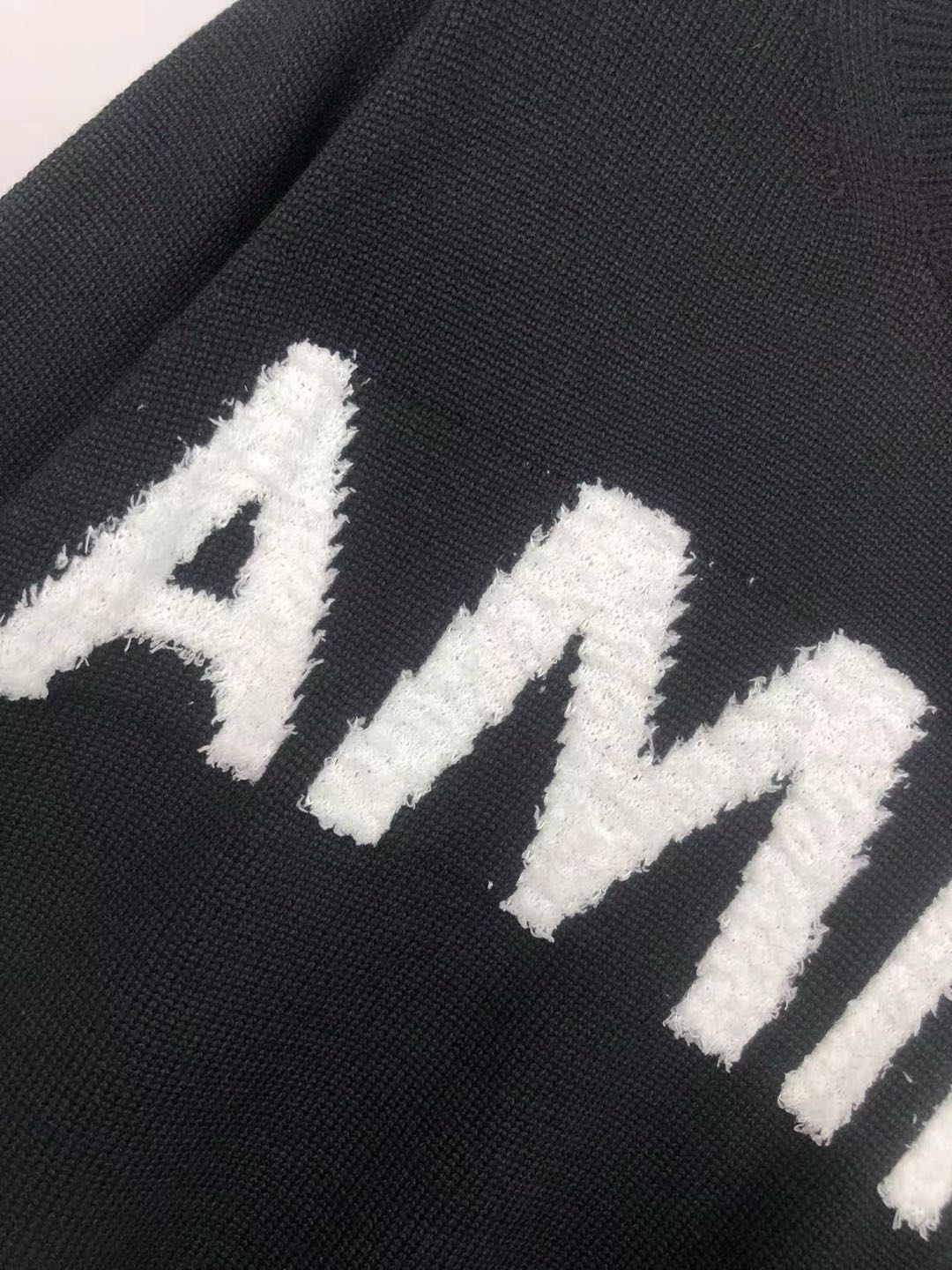 Amiri Destroyed effect sweater (PF22MKL009271）