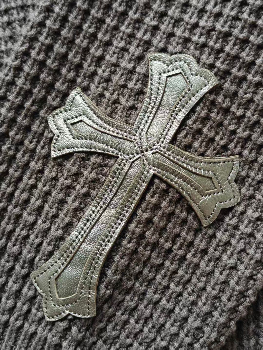 Chrome Hearts Leather Cross Patch Cashmere  (CH-104316903）