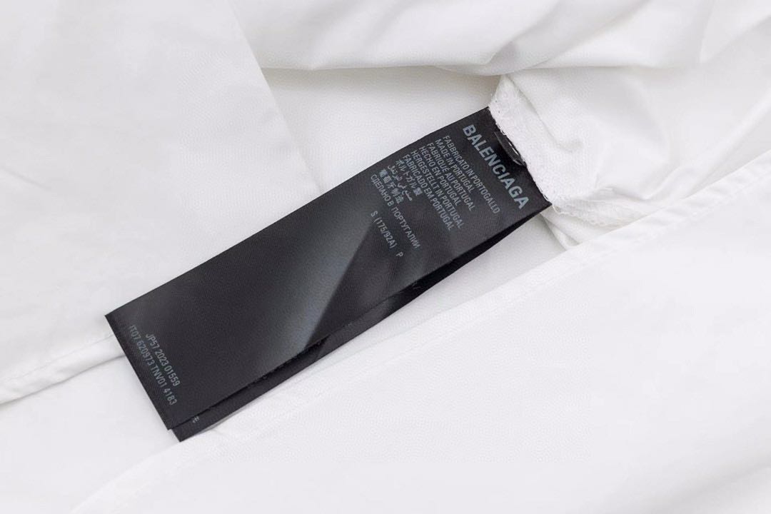 Balenciaga Back Print Shirt(768966TNM609000）