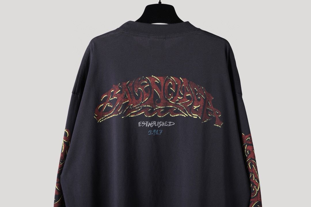 Balenciaga SS23 letter print sweatshirt（739027TPVM81568）