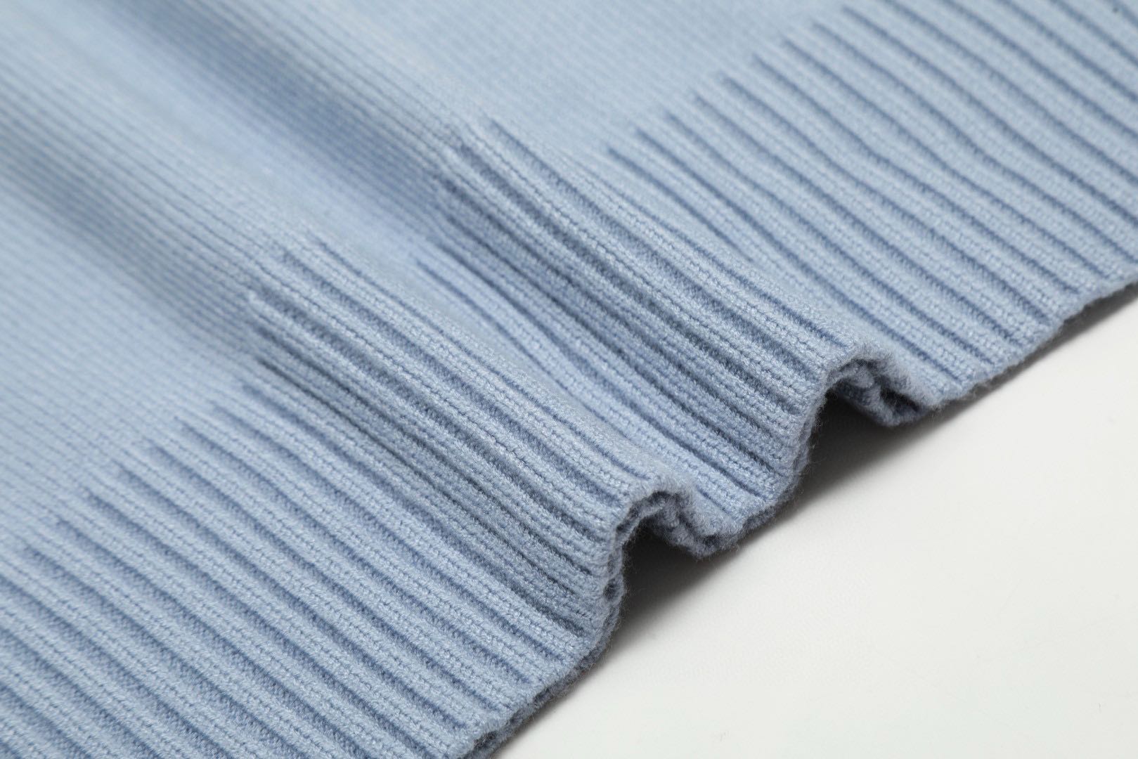 Ami Paris Ami De Coeur Sweater Blue（UKS006018-4843）