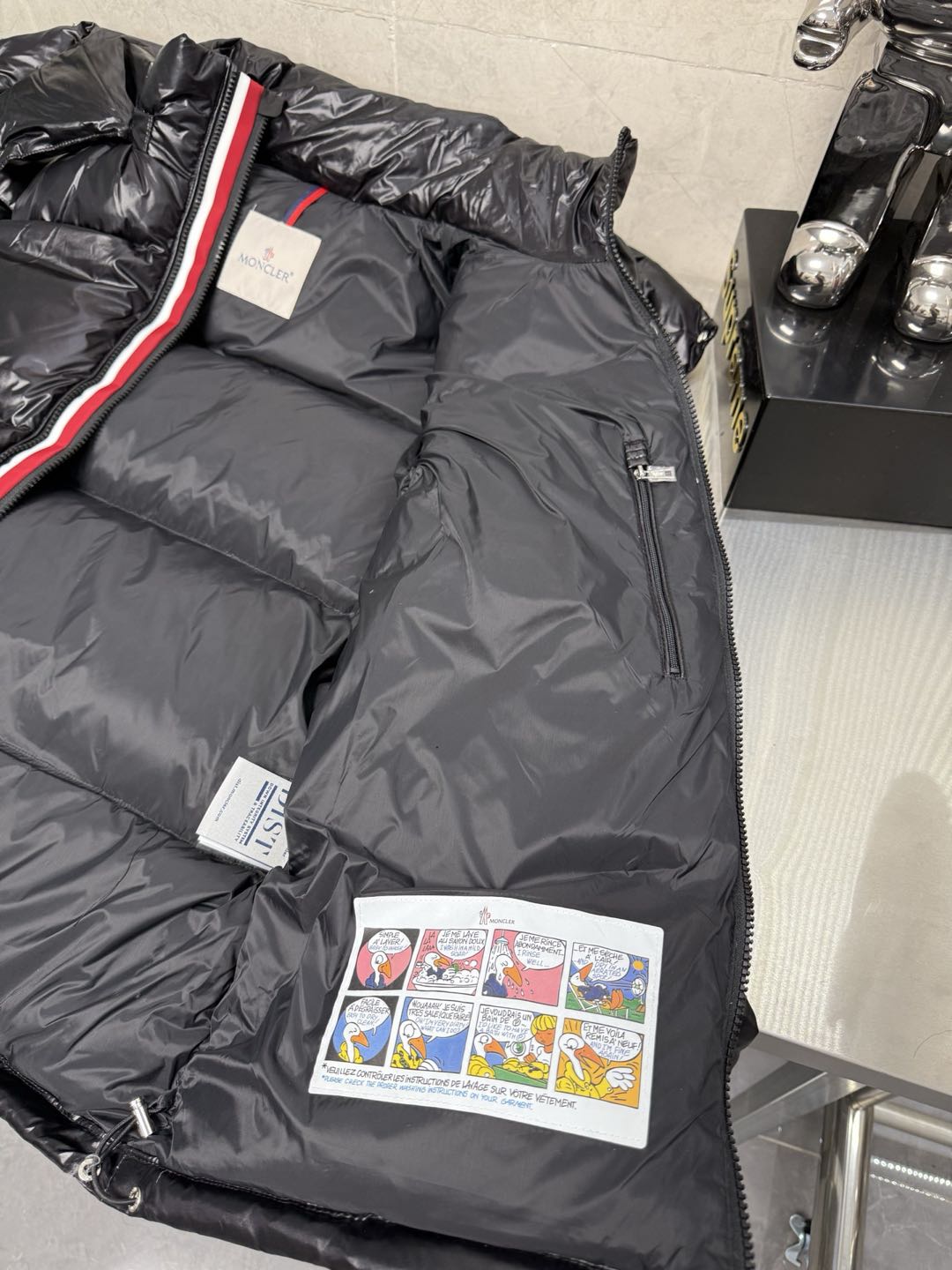 MONTBELIARD SHORT DOWN JACKET（I20911A51X0068950999）