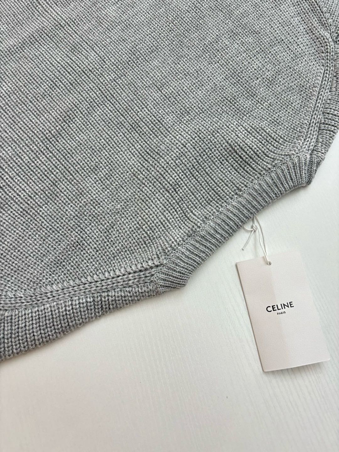 Celine ribbed wool oversized pullover  (2A19R423P-08GC）
