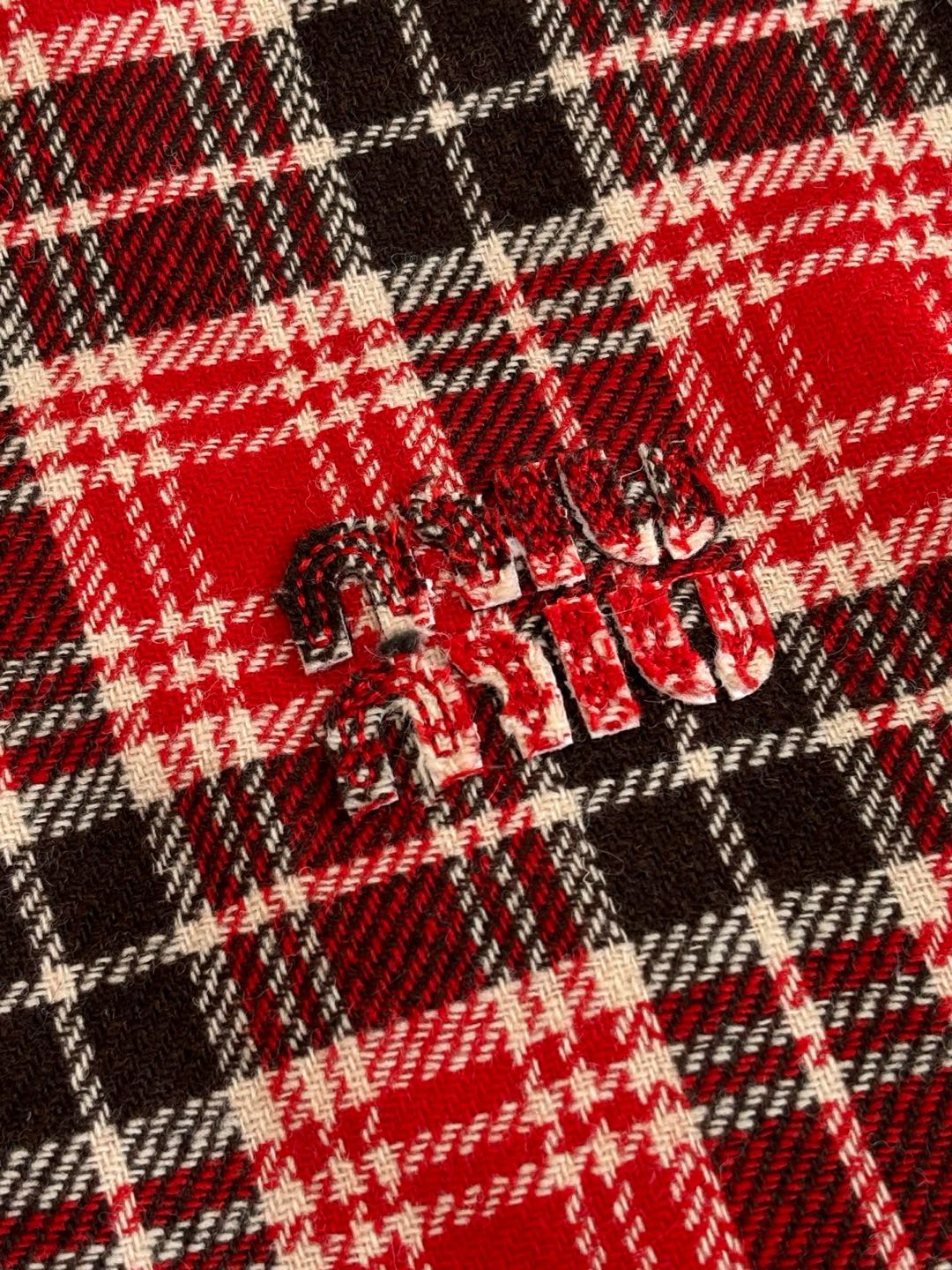 MIUMIU Technical pongé reversible down jacket （ML1382-18RB-F0789-S-OOO）