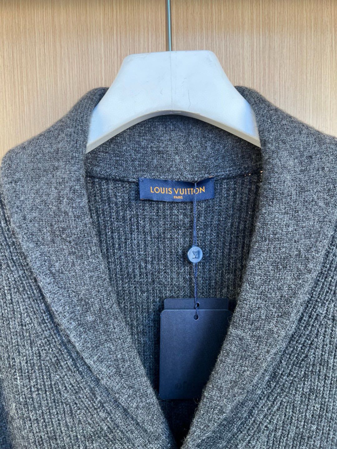 Louis Vuitton cashmere blend shawl collar cardigan jacket（1AFWBQ）