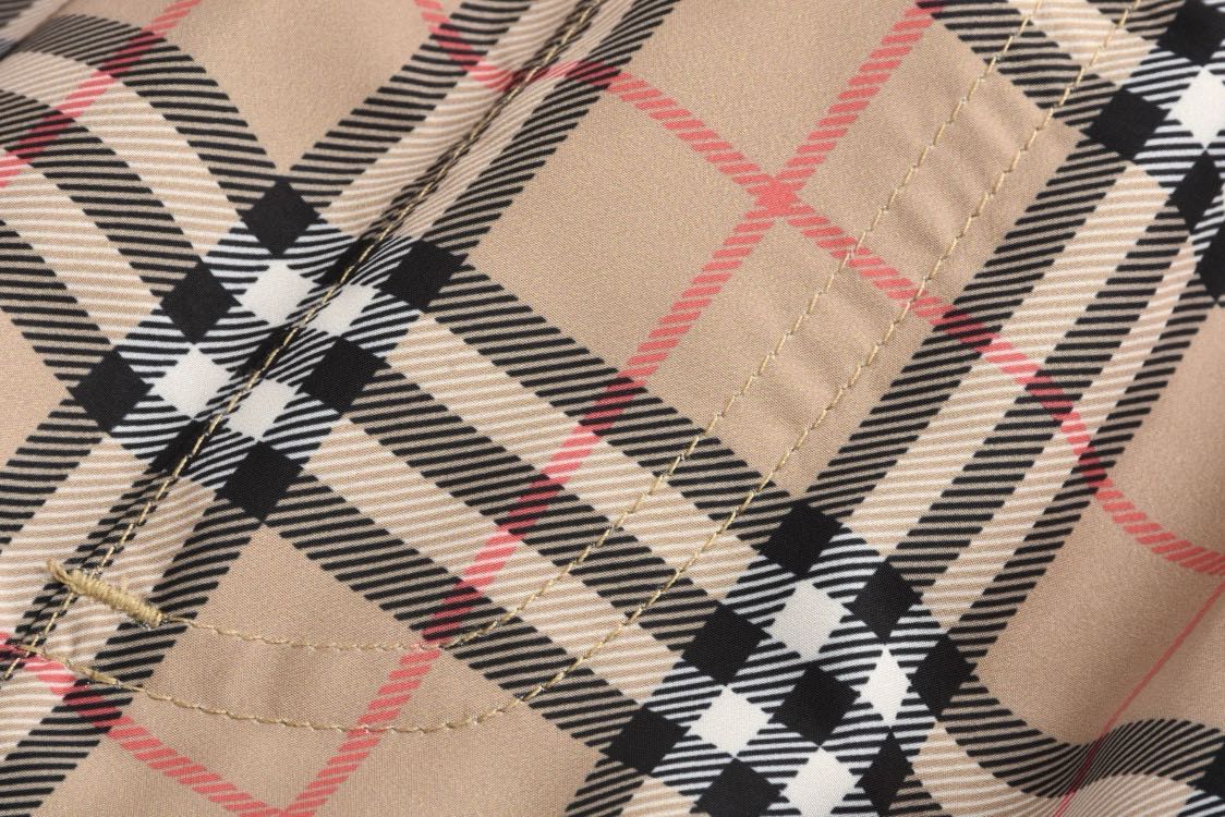 Burberry Men's Check Swim Shorts "Archive Beige"（80172951）