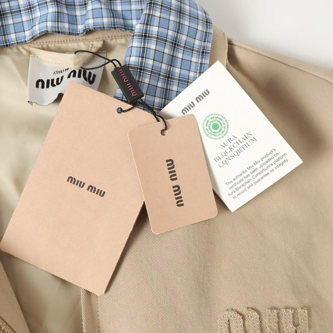 MIU MIU logo detachable plaid collar zip-up bomber jacket（ML1216-1UPX-F0065-S-OOO）