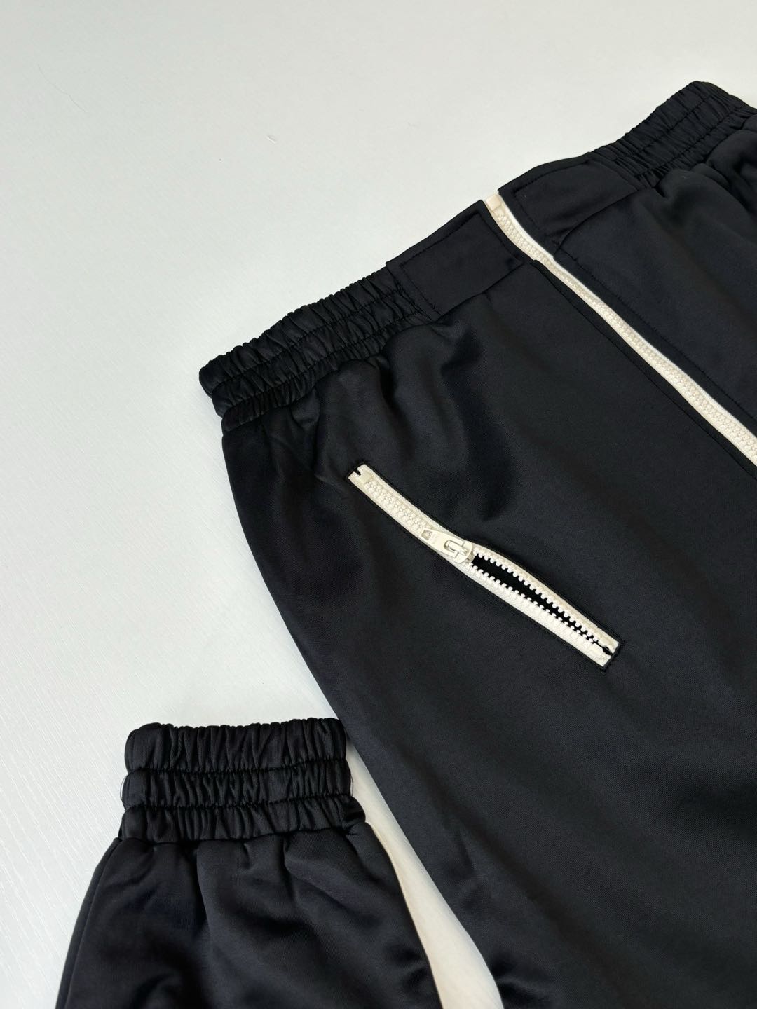 CELINE Reversible Athletic Sweatshirt / Jersey "Black"（2Y490121O-38NO）