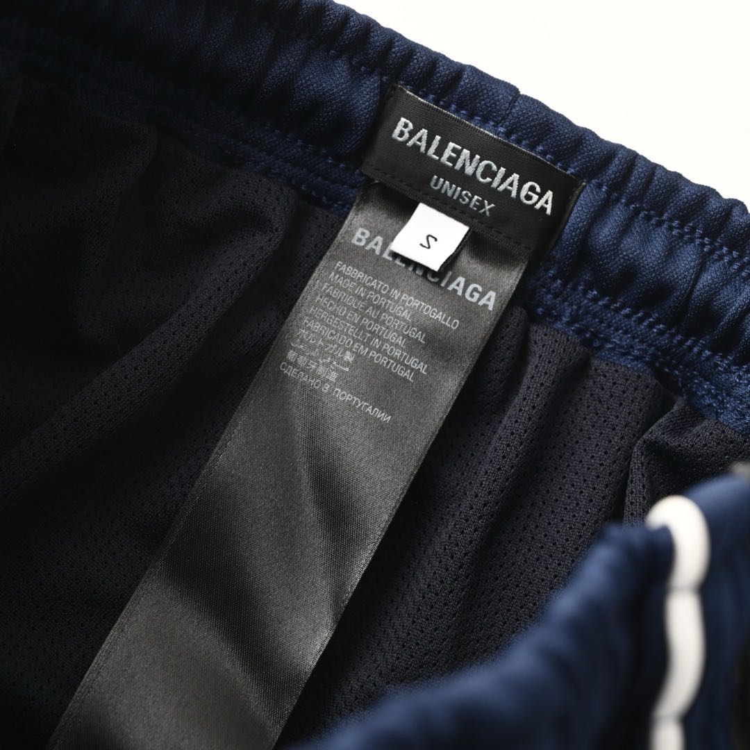 BALENCIAGA Cut-Up Tracksuit Pants  (808909TRO311000）