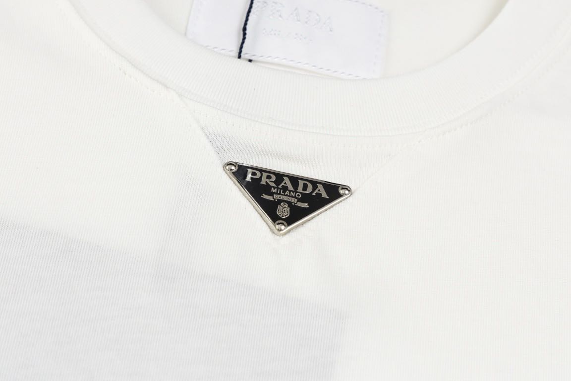 PRADA Cotton short sleeve T-shirt  (POIZON240514148）