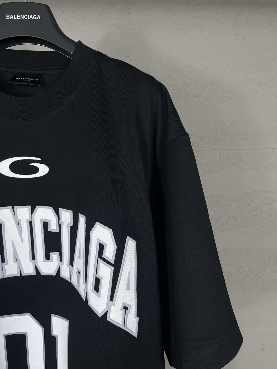BALENCIAGA Men's Basketball Series Oversized T-Shirt "black"（787349TRVW91055）