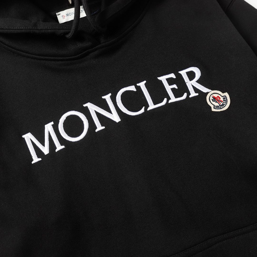 MONCLER Logo Cotton Fleece Hoodie Long Sleeve（I20938G0002689A1K999）