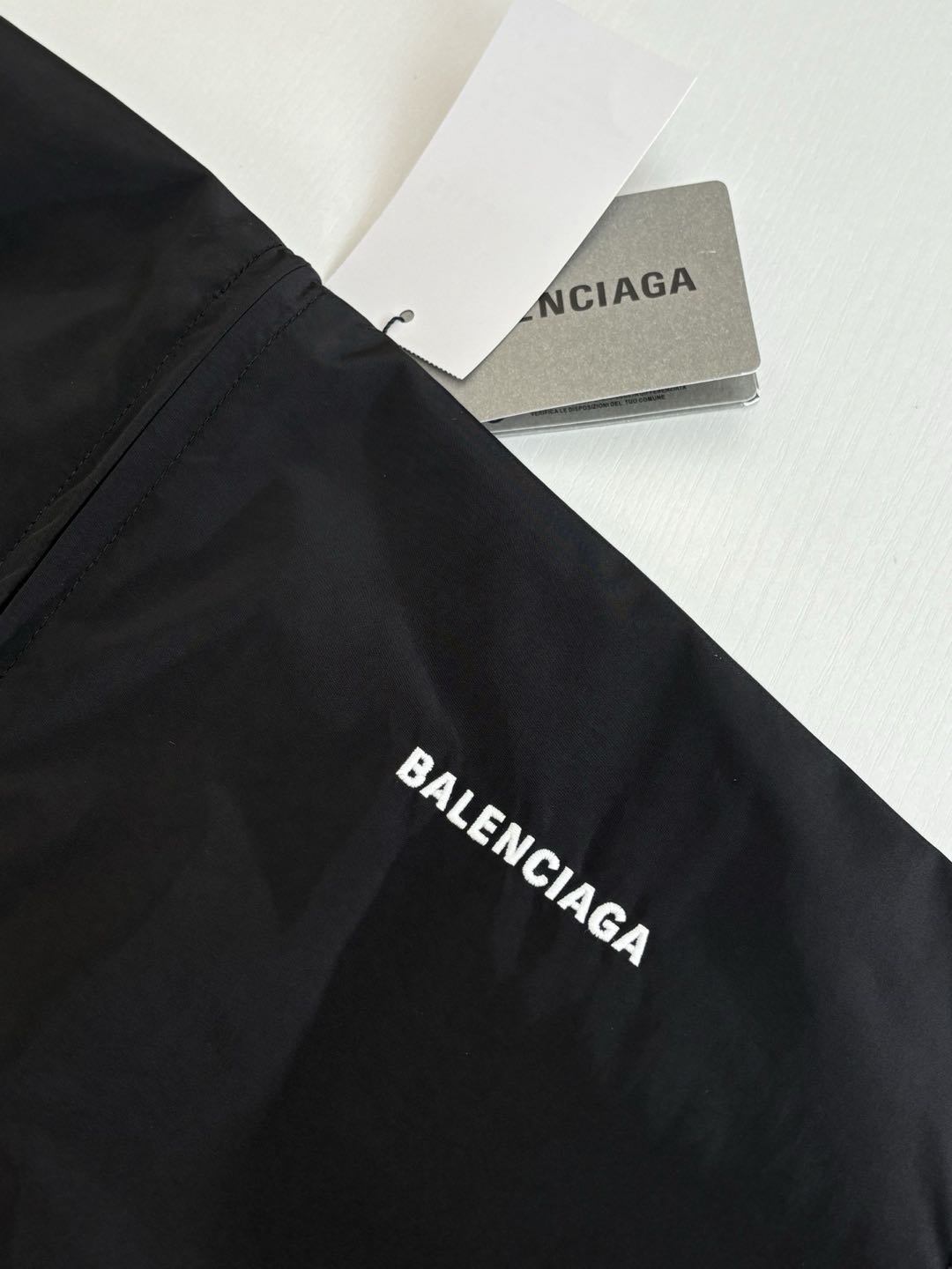 BALENCIAGAREGULAR TRACKSUIT jacket with logo (790745TPQ381001）