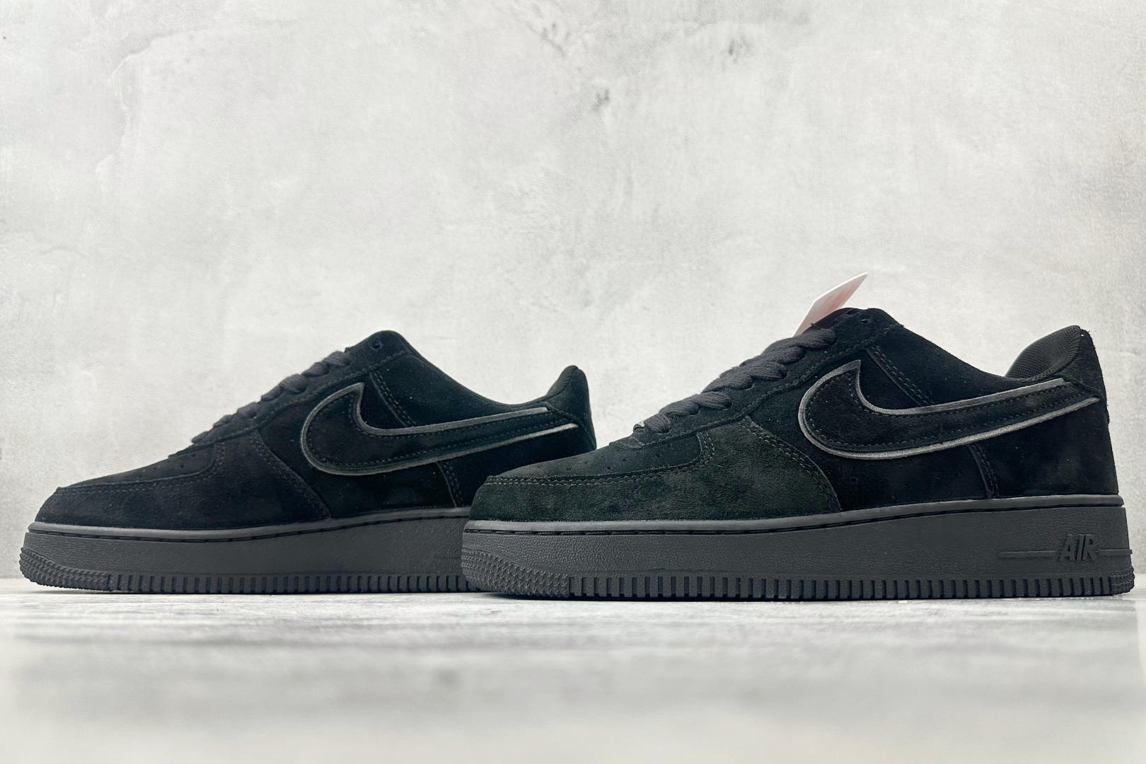 Nike Air Force 1 Low "Suede/Black Cat"（HQ1966-002）