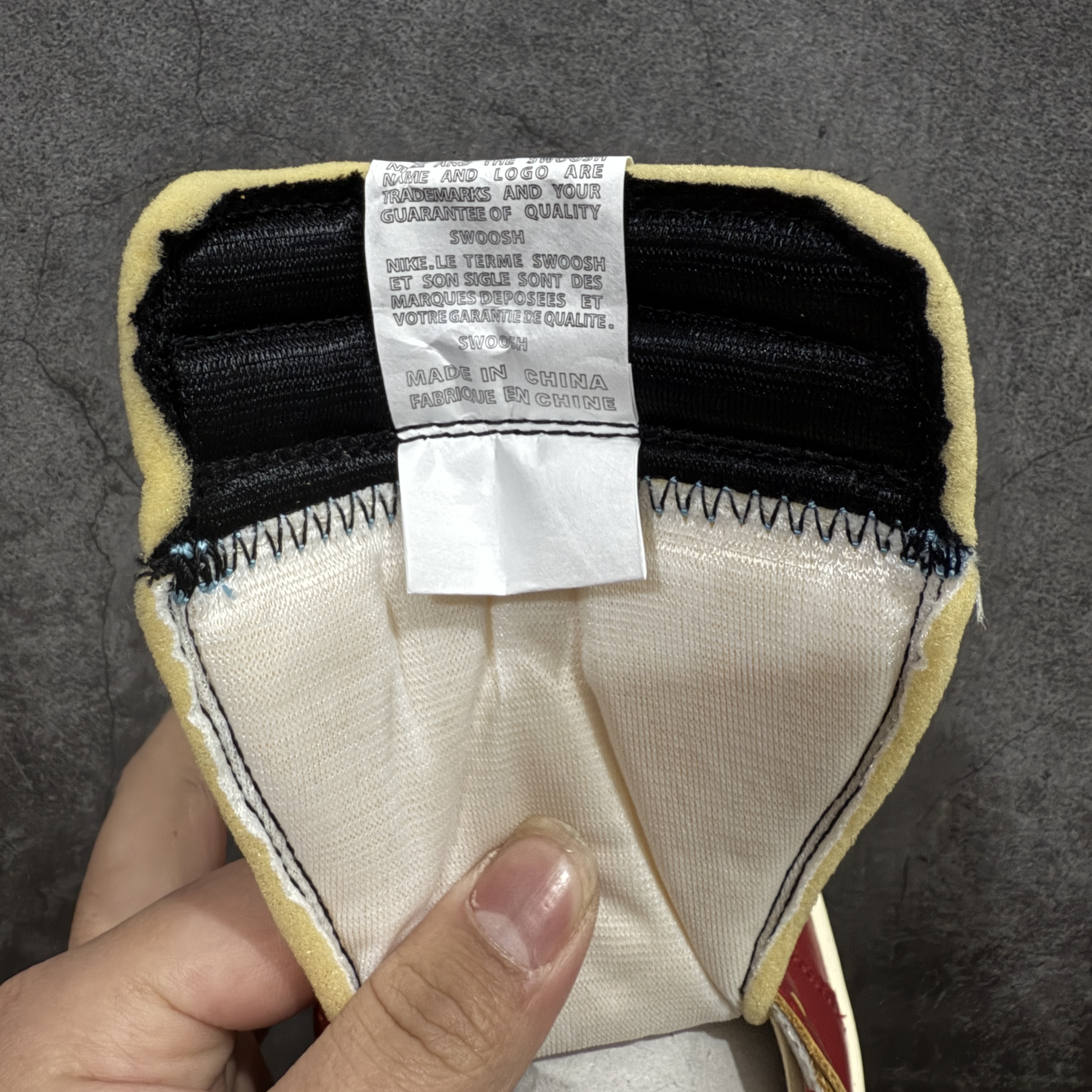 UNION × Nike Air Jordan 1 Retro High OG "Chicago/Shadow" (HV8563-600)