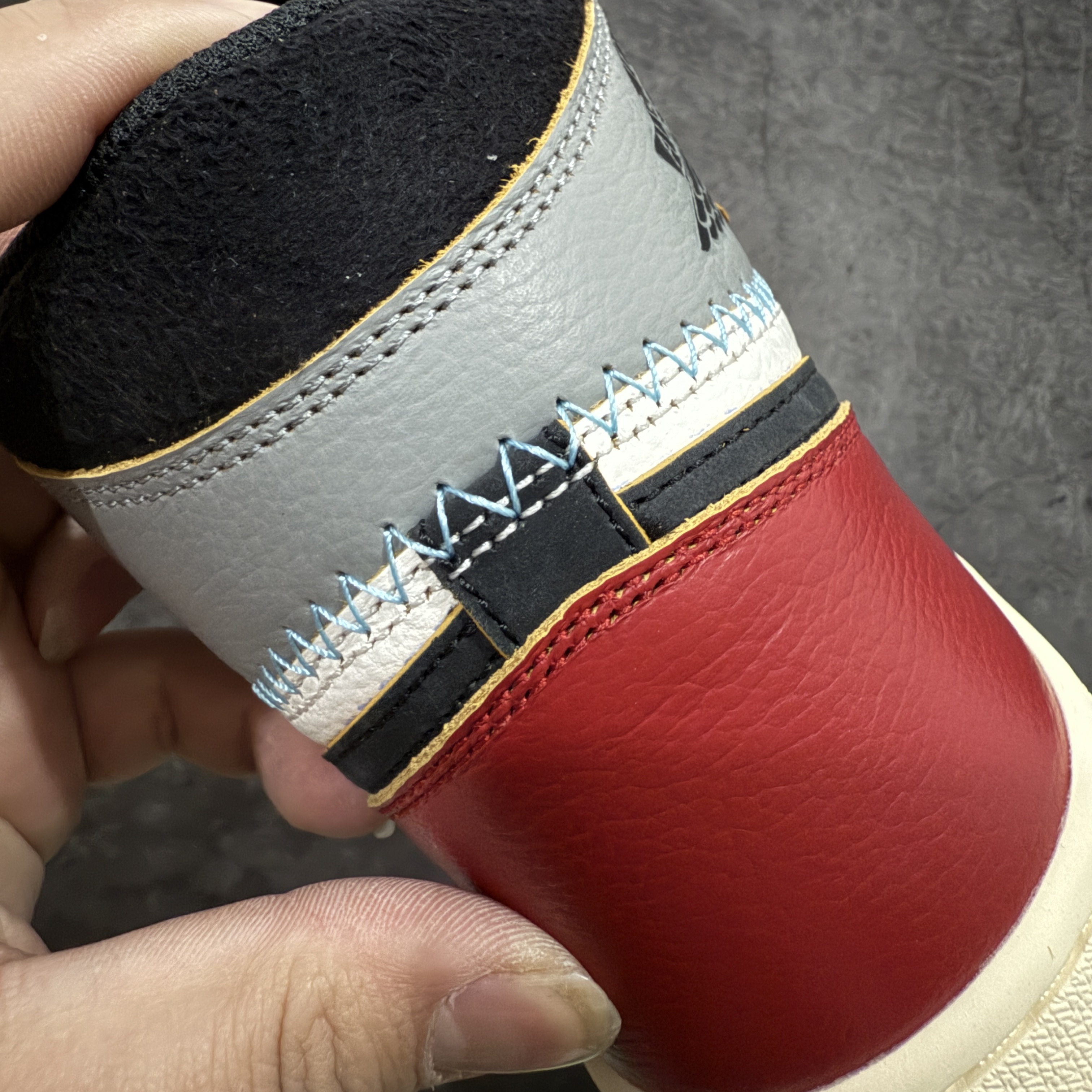 UNION × Nike Air Jordan 1 Retro High OG "Chicago/Shadow" (HV8563-600)