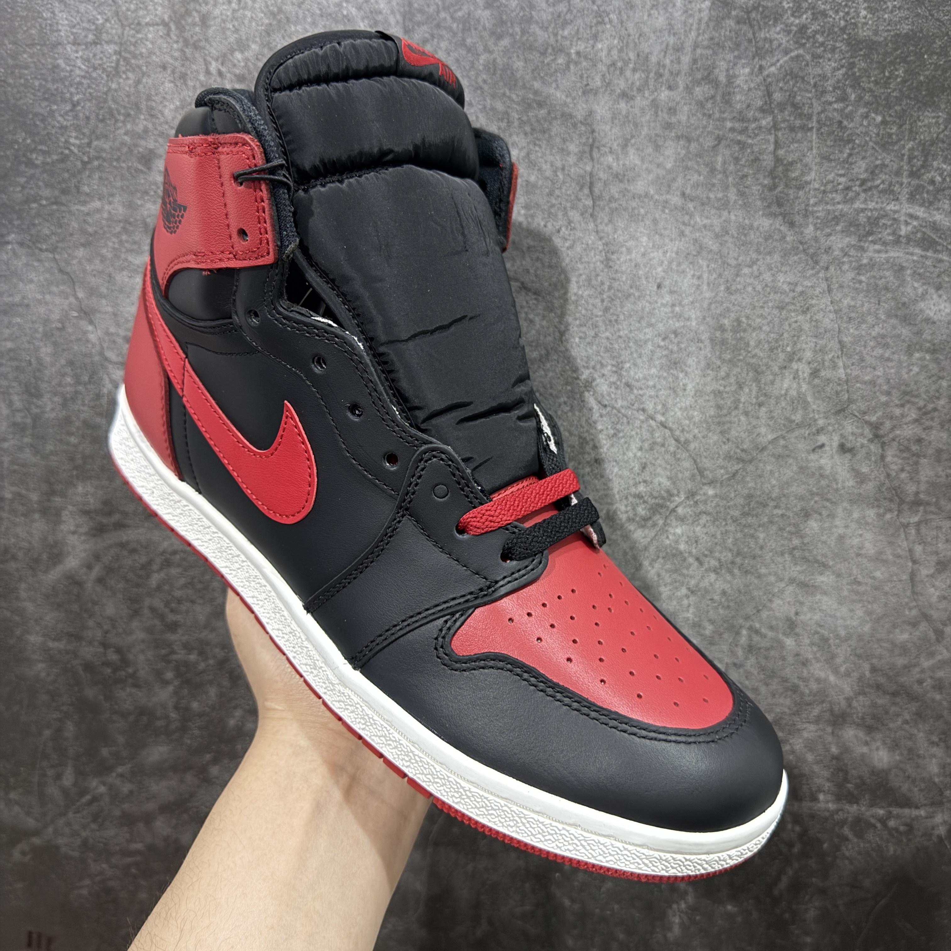 Nike Air Jordan 1 High 85 "Bred" (2025)  (HV6674-067)