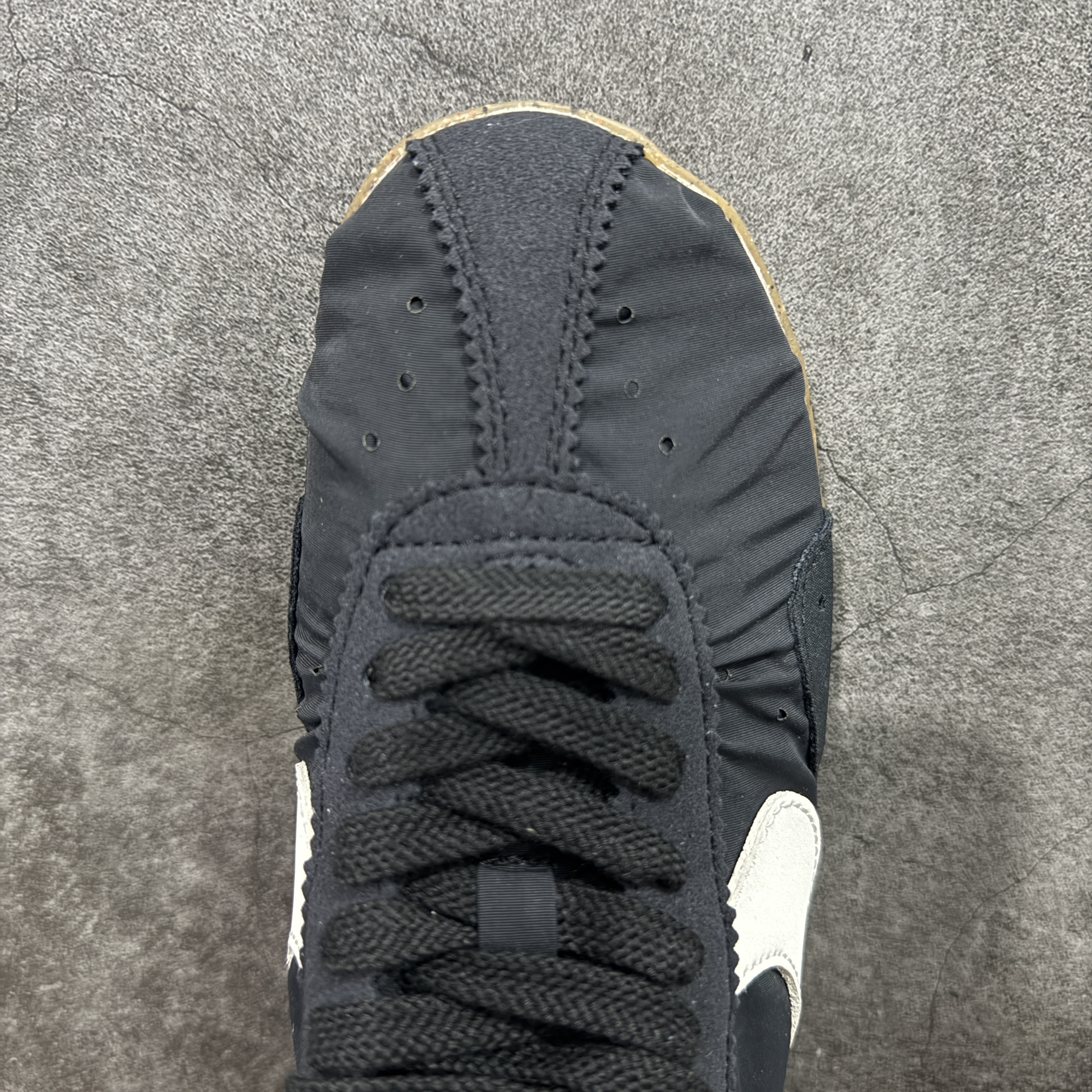 Jacquemus × Nike Women's Moon Shoe SP "Off Noir"（HV8547-001）