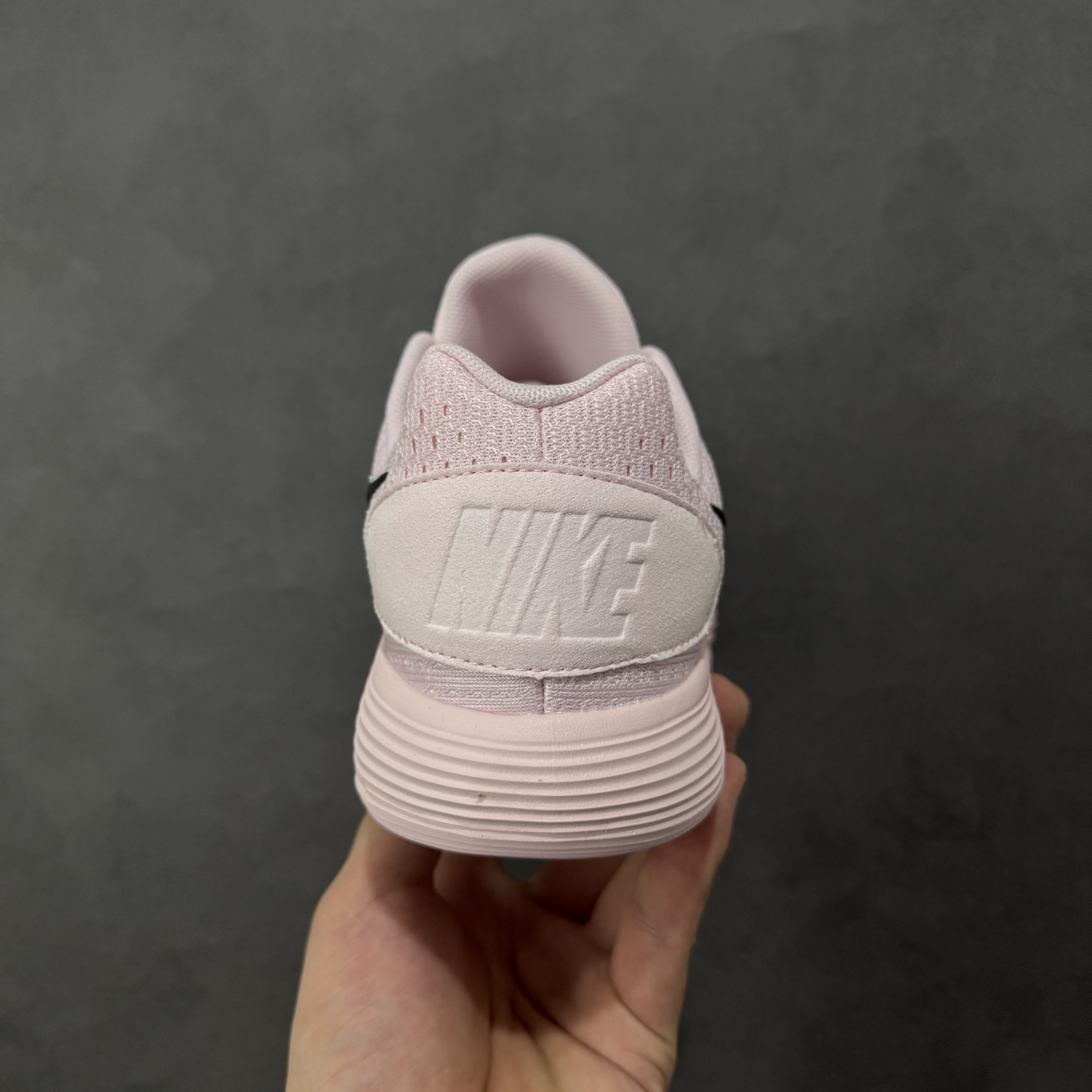 Nike Hyperdunk 2017 Low "Pink Foam/Black"（IM3368-606）