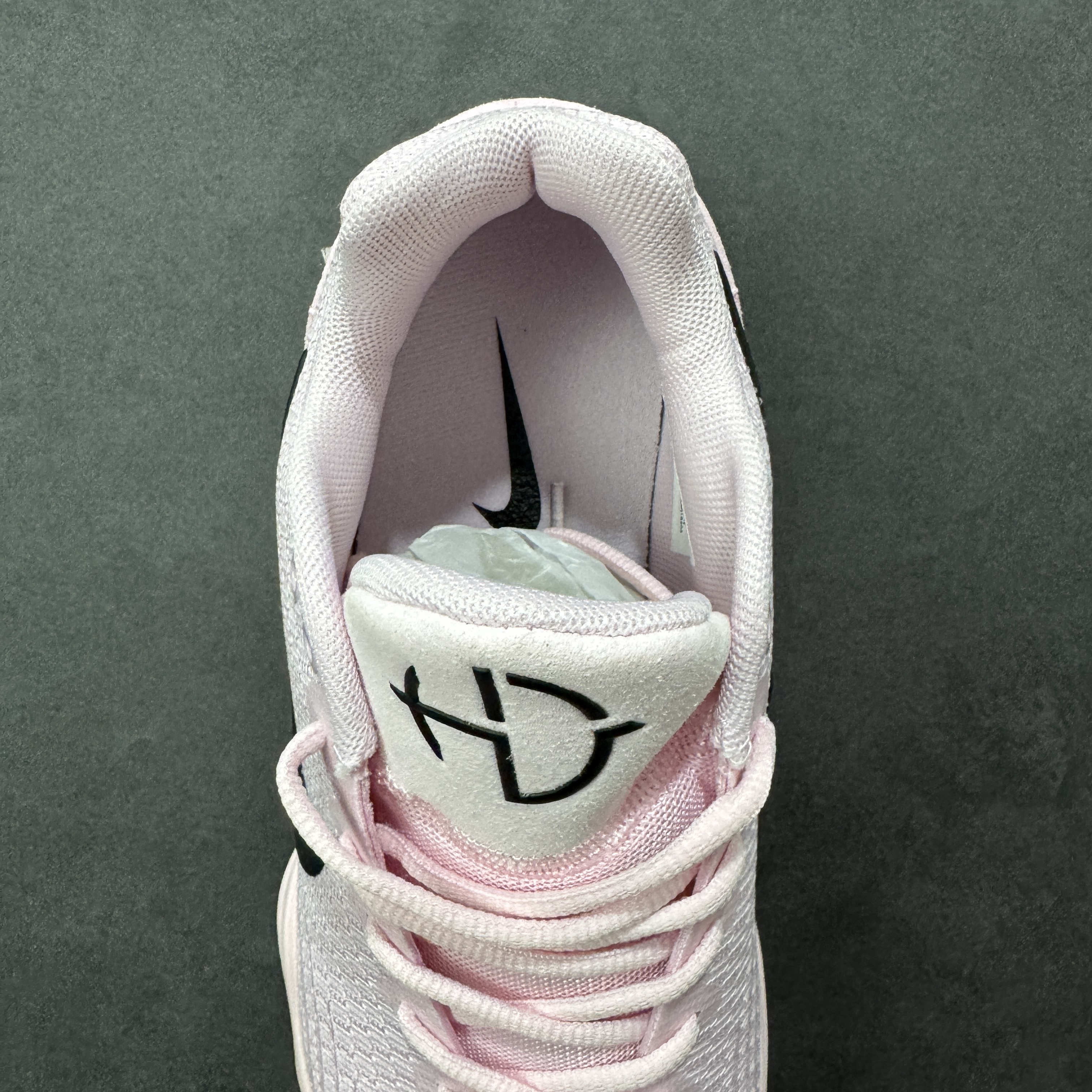 Nike Hyperdunk 2017 Low "Pink Foam/Black"（IM3368-606）