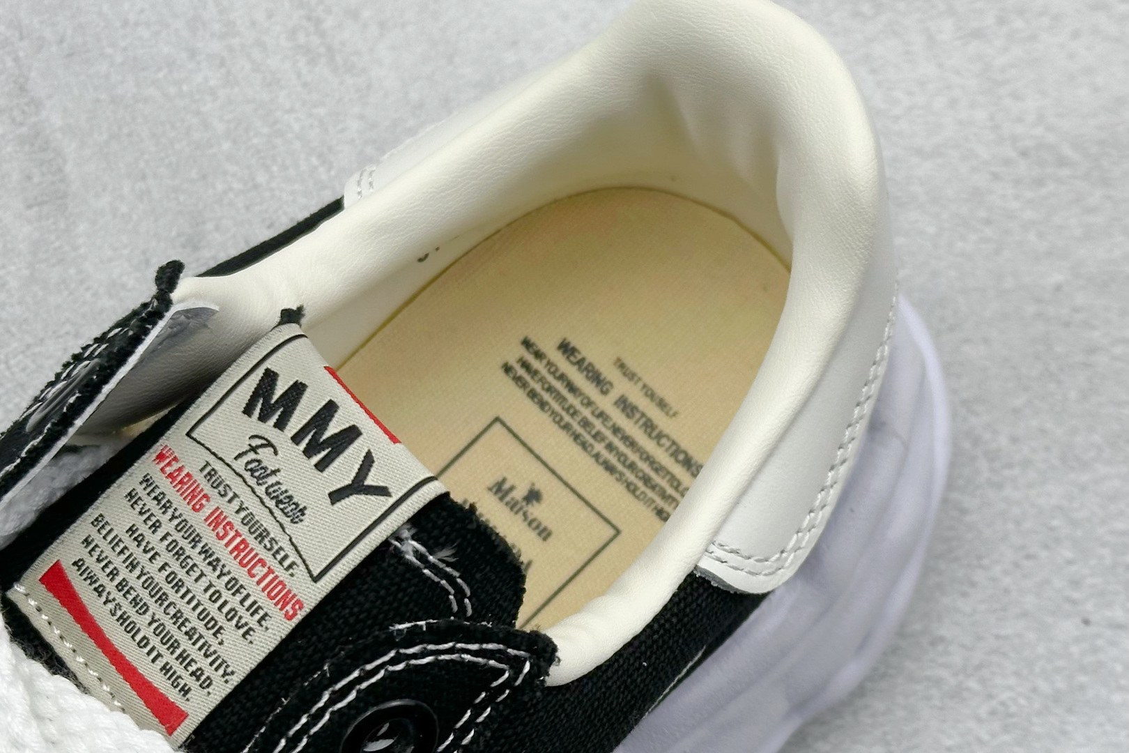 Maison MIHARA YASUHIRO BLAKEY OG Sole Canvas Low-top Sneaker "Black" (A08FW7351)