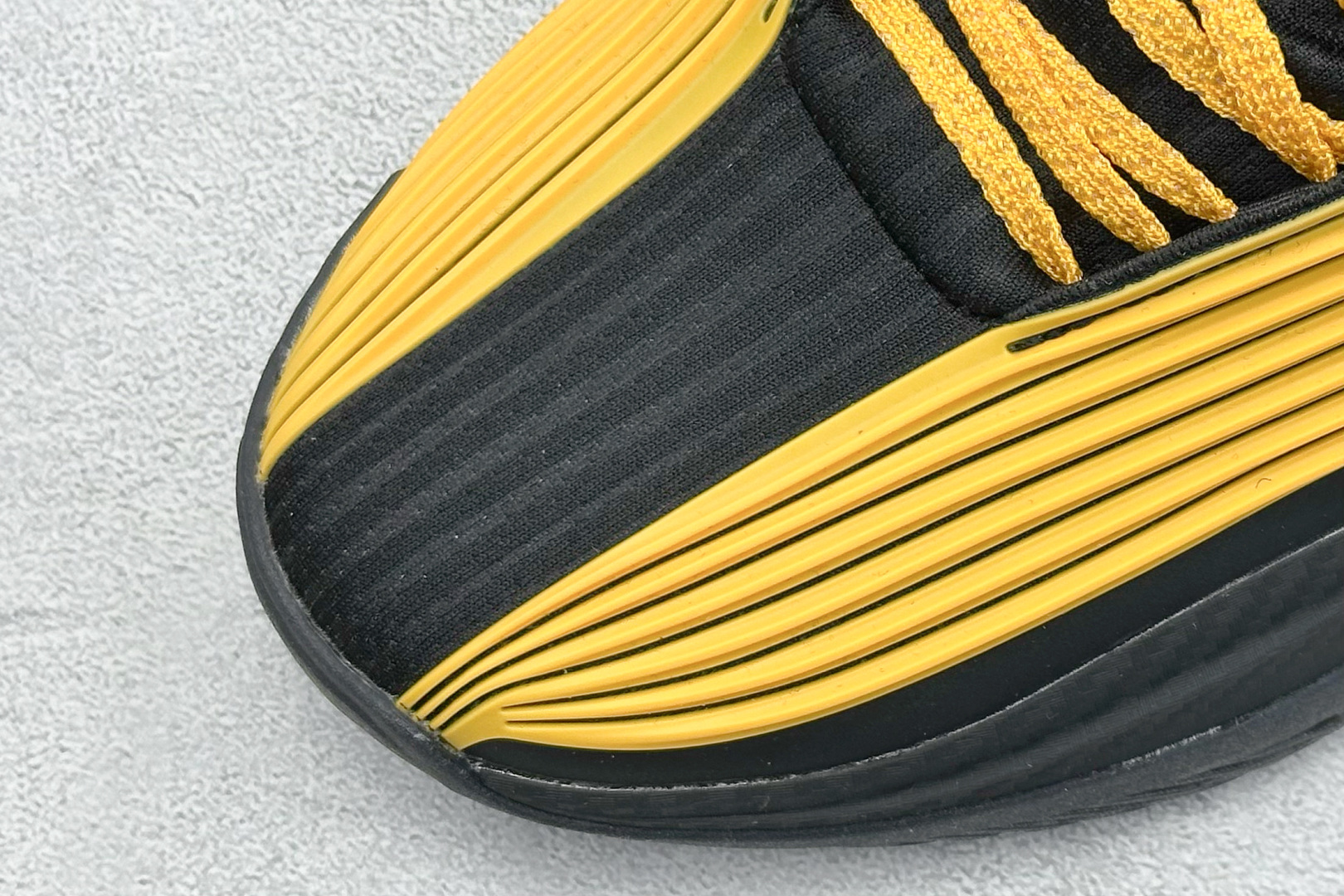 Nike Zoom GT Cut 3 Turbo "University Gold/Black"（IM3369-007）