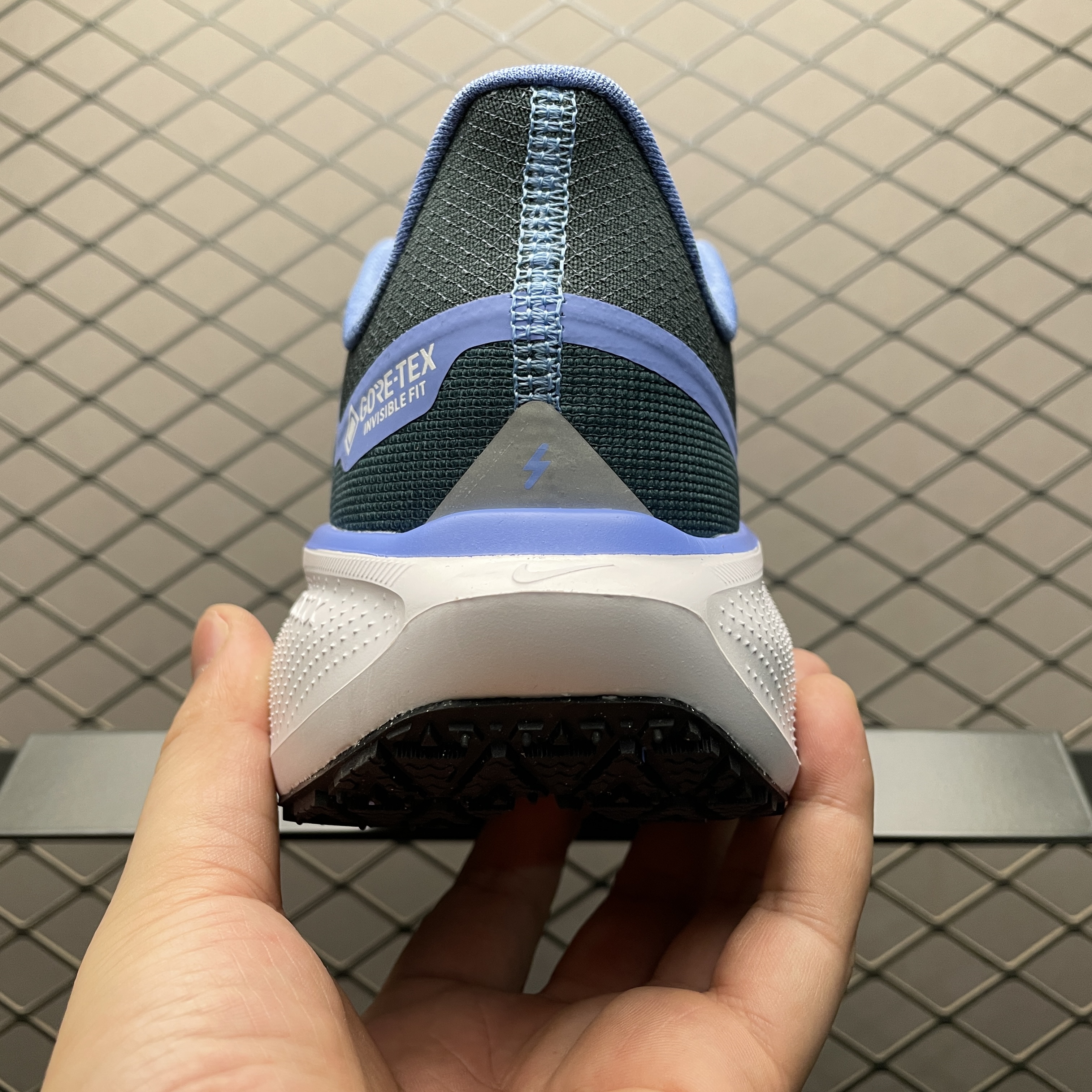 Nike Air Zoom Pegasus 41 GORE-TEX "Cobalt Bliss/Armory Navy/Royal Pulse/Metallic Red Bronze"（FQ1357-400）