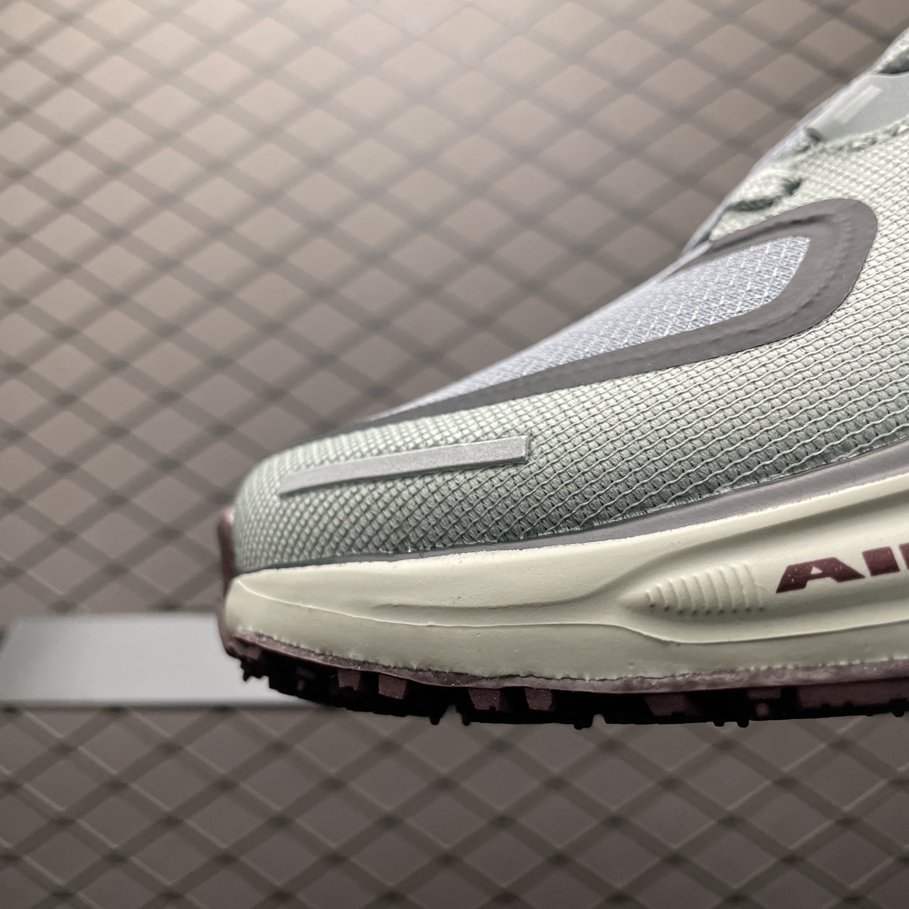 Nike Air Zoom Pegasus 41 Gore-Tex Light Pumice Burgandy Crush（ FQ1356-003）