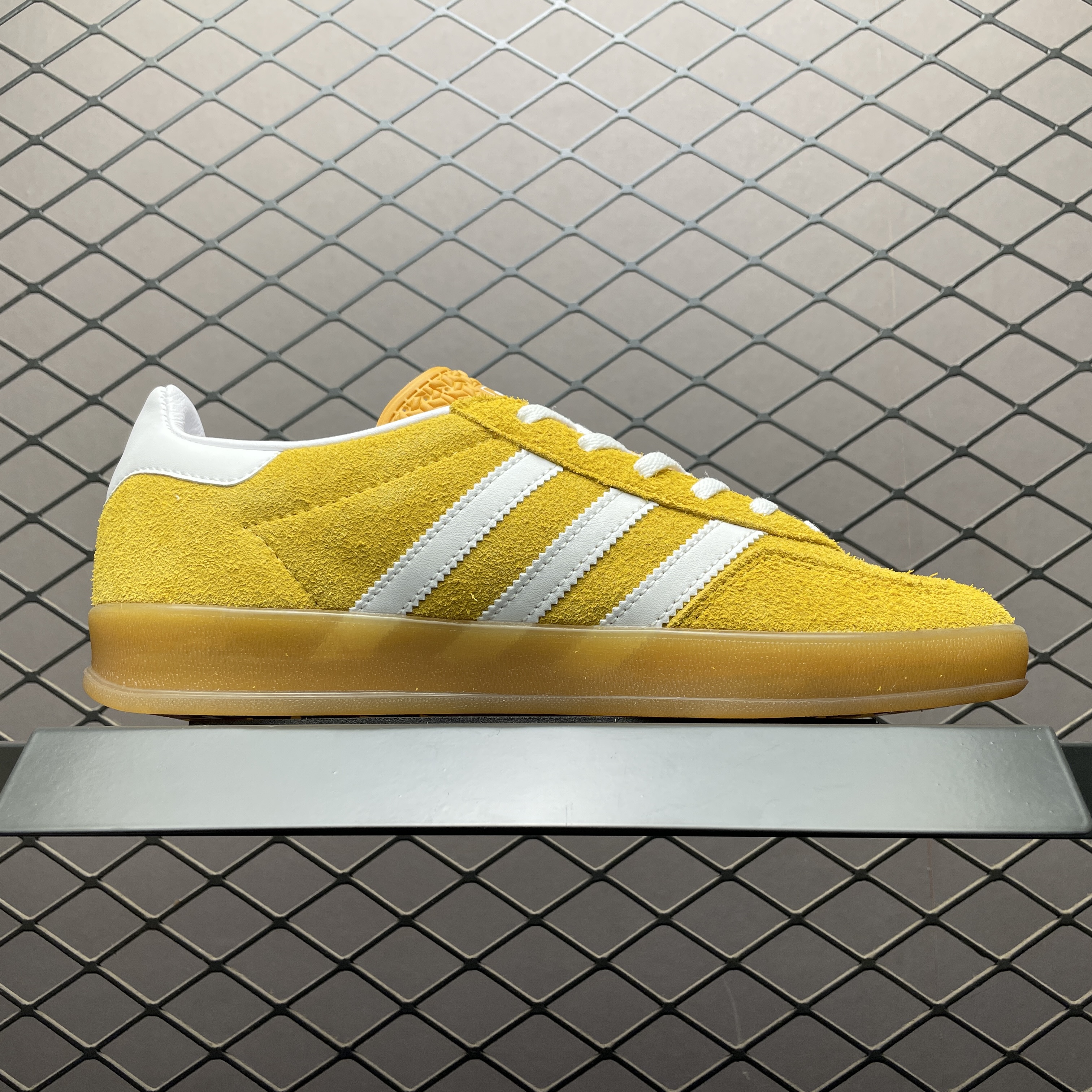 Adidas Gazelle Indoor Orange Peel White（HQ8716）