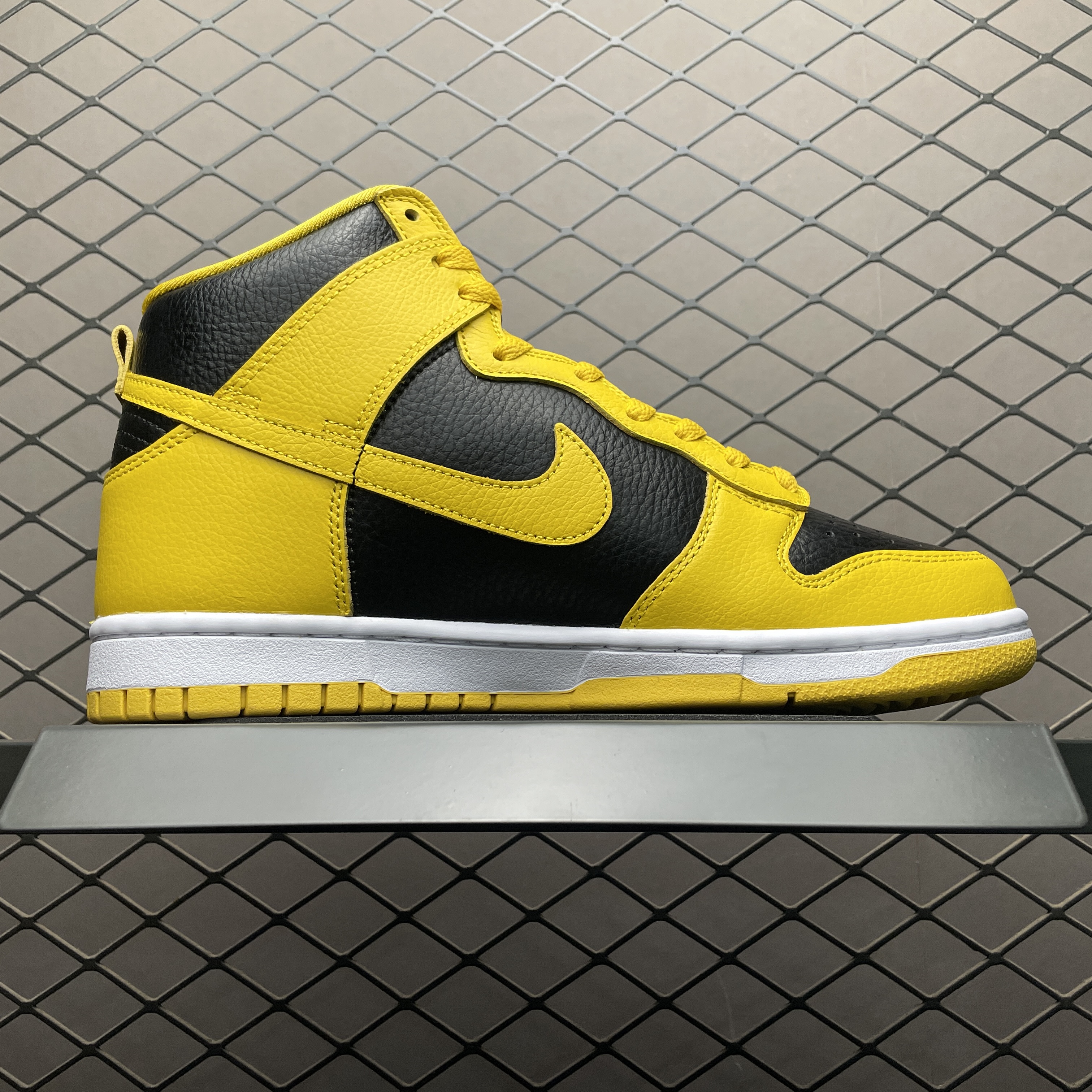 Wu-Tang Clan × Nike Dunk High Retro PRM "Black and Pollen" (HJ4320-001)