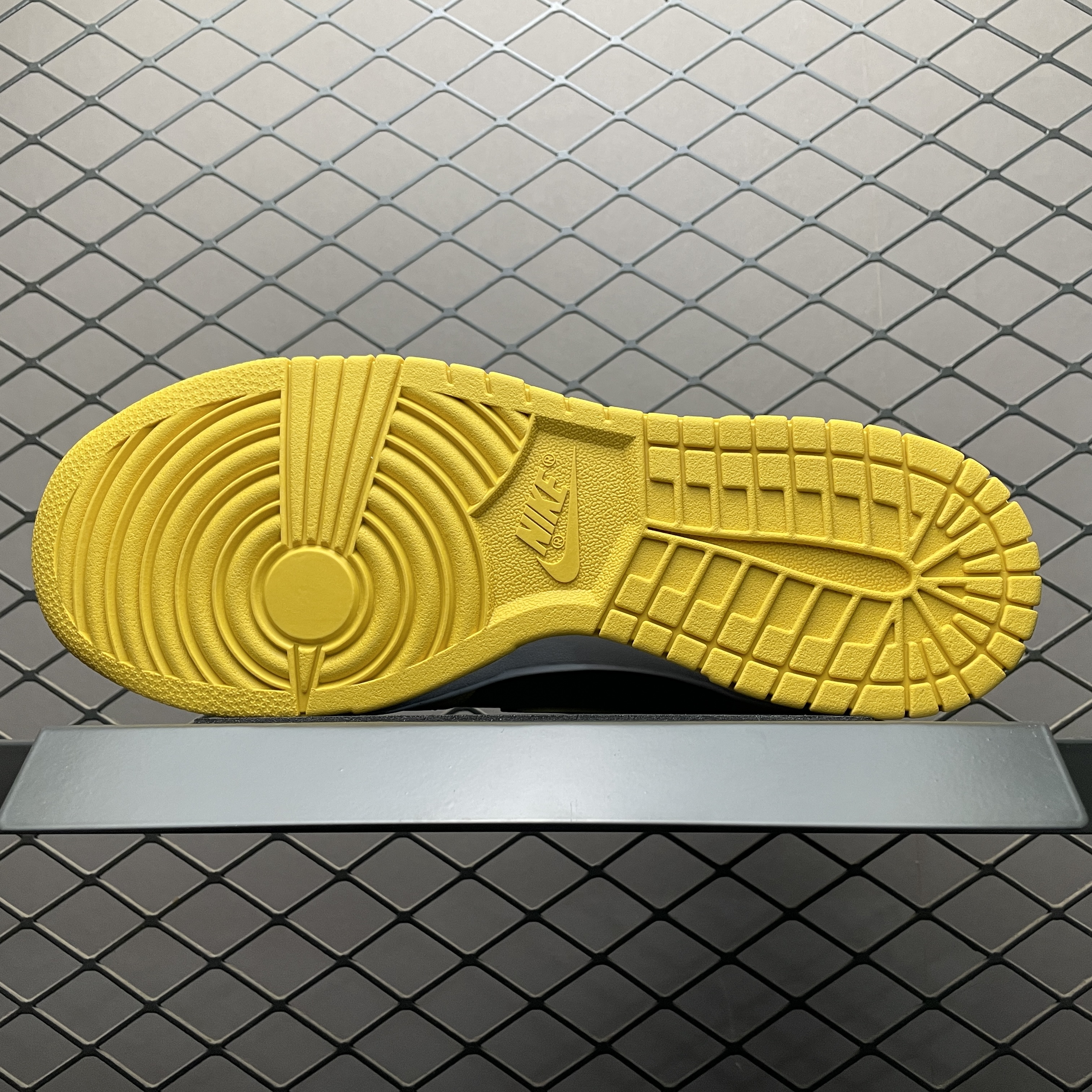 Wu-Tang Clan × Nike Dunk High Retro PRM "Black and Pollen" (HJ4320-001)