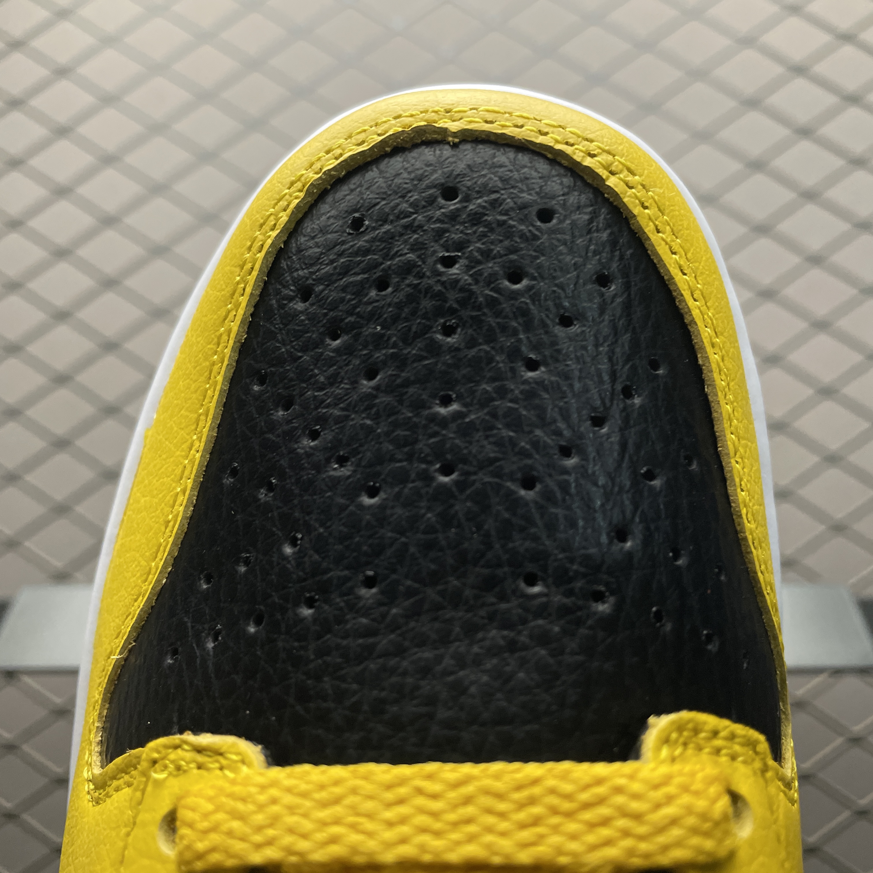 Wu-Tang Clan × Nike Dunk High Retro PRM "Black and Pollen" (HJ4320-001)