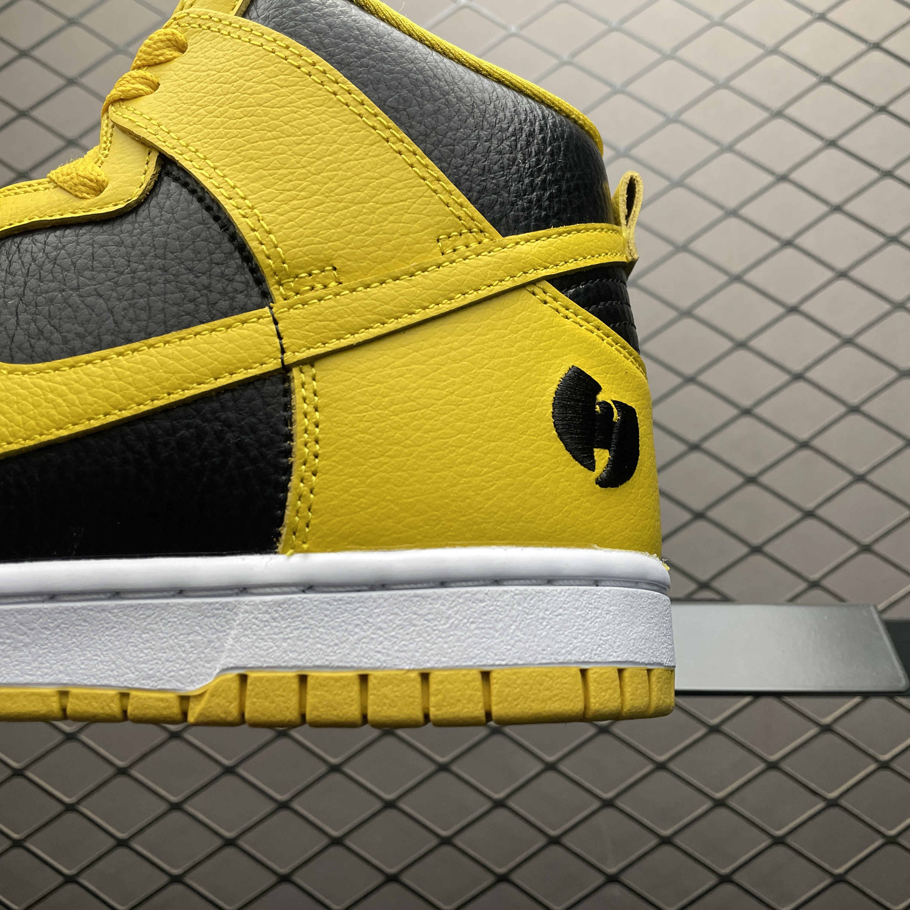 Wu-Tang Clan × Nike Dunk High Retro PRM "Black and Pollen" (HJ4320-001)