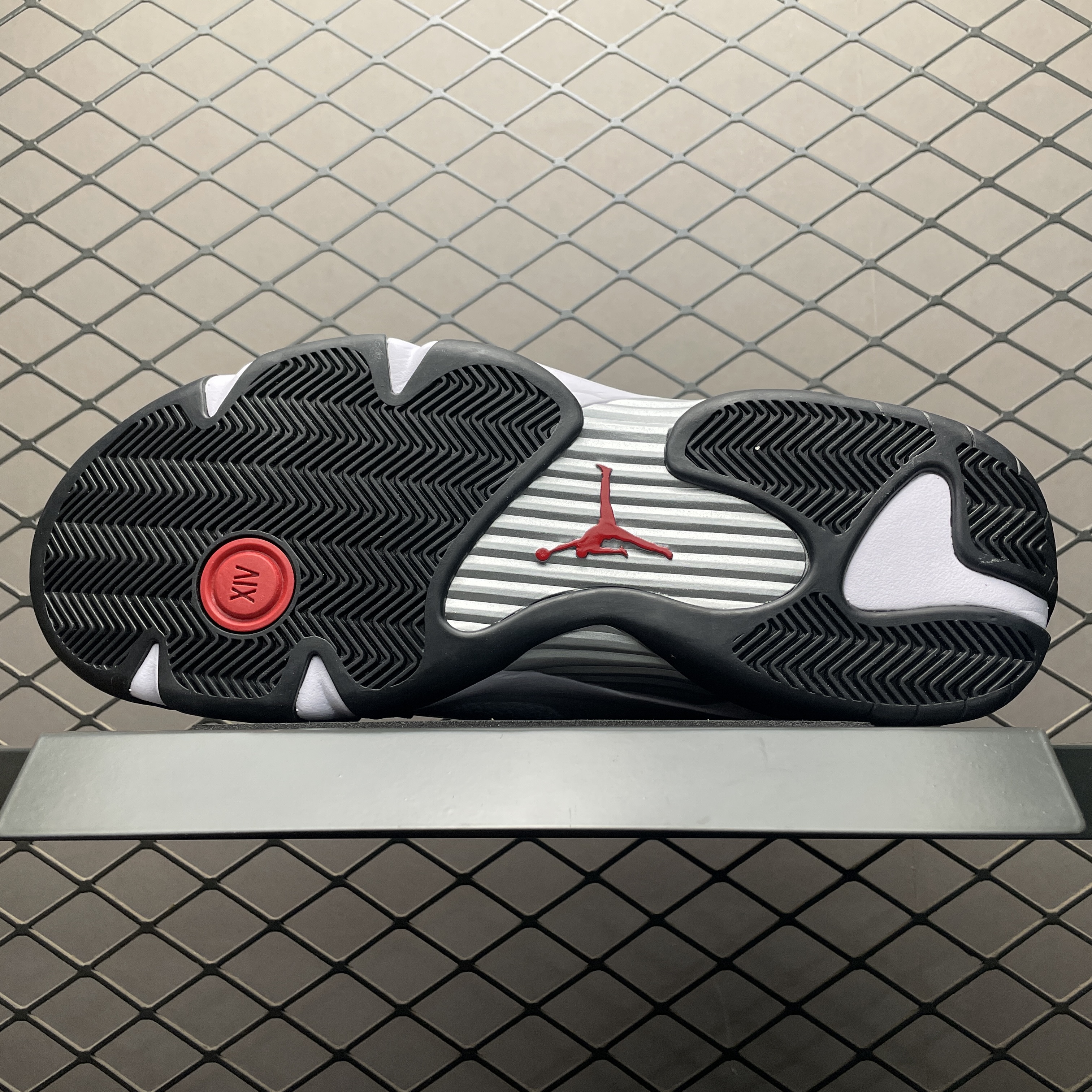 Nike Air Jordan 14 Retro "Black Toe"(487471-160)