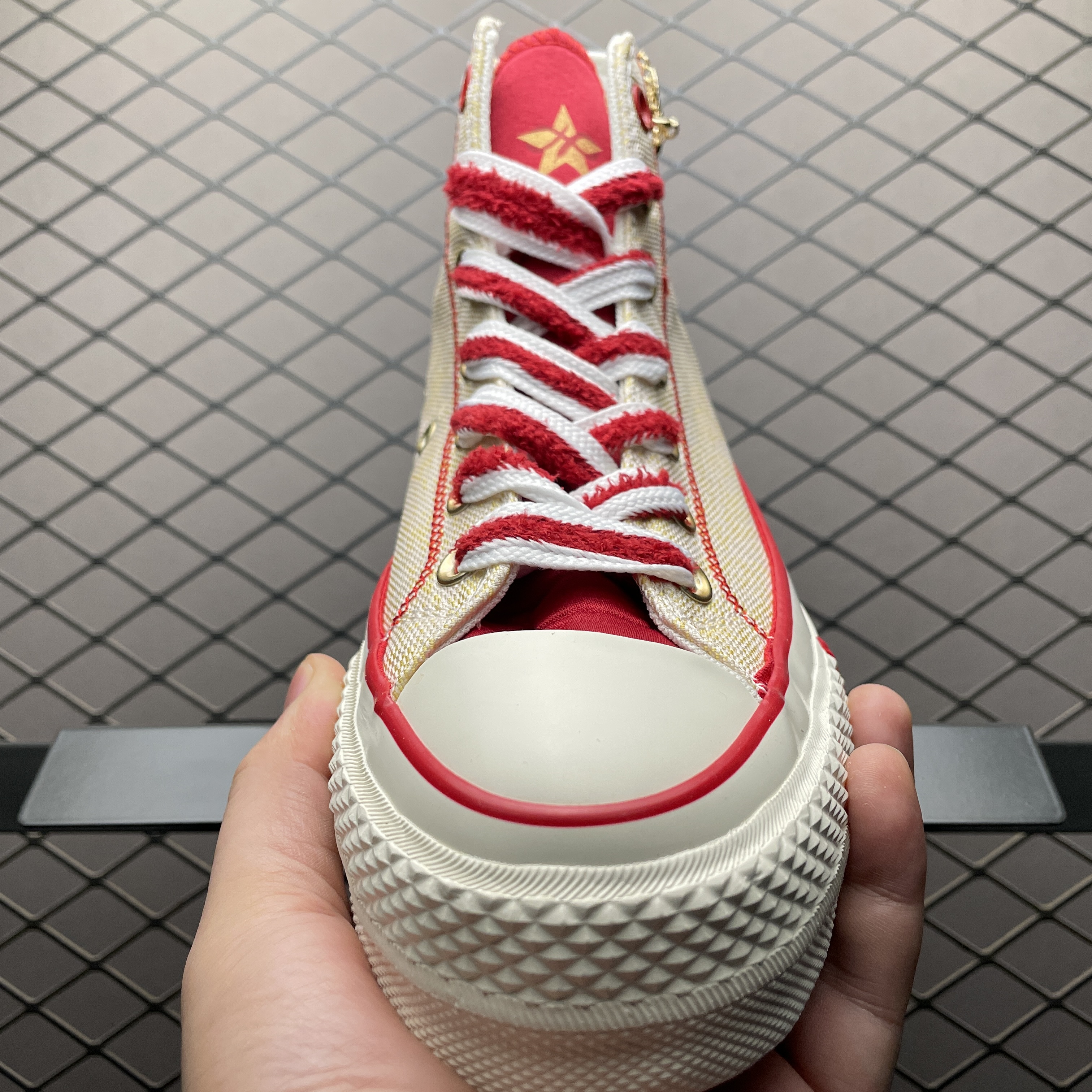 Converse Snake Year Limited Edition Sneakers（A13351C）
