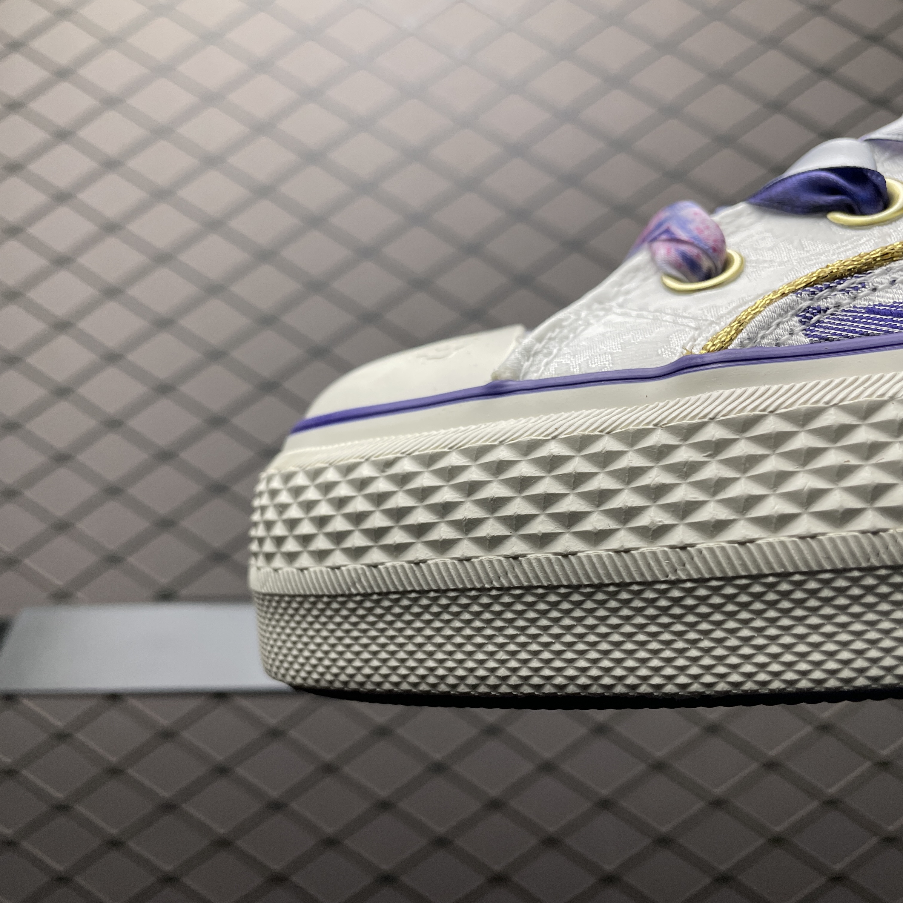 Converse Snake Year Limited Edition Sneakers（A13353C）
