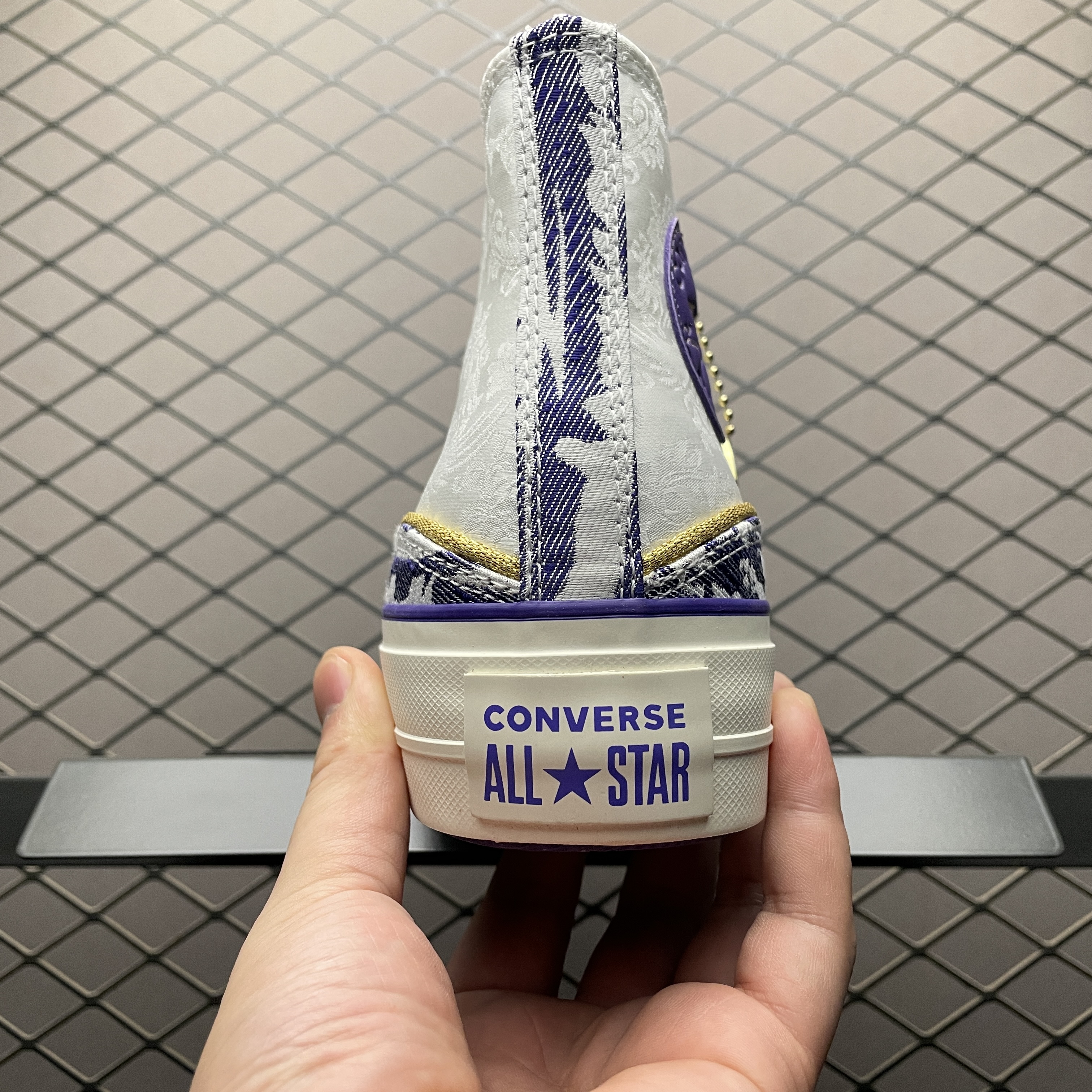 Converse Snake Year Limited Edition Sneakers（A13353C）