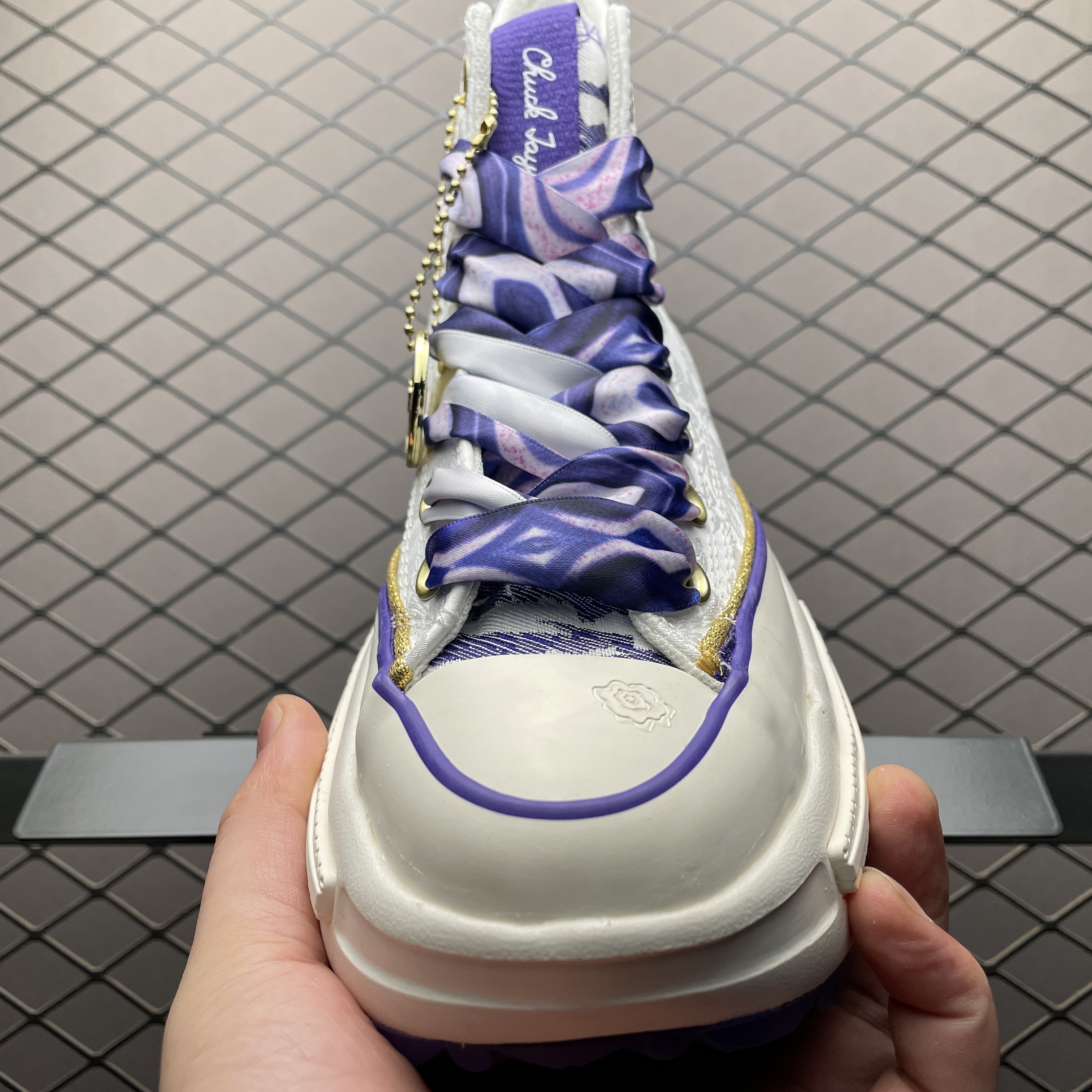 Converse Snake Year Limited Edition Sneakers（A13350C）