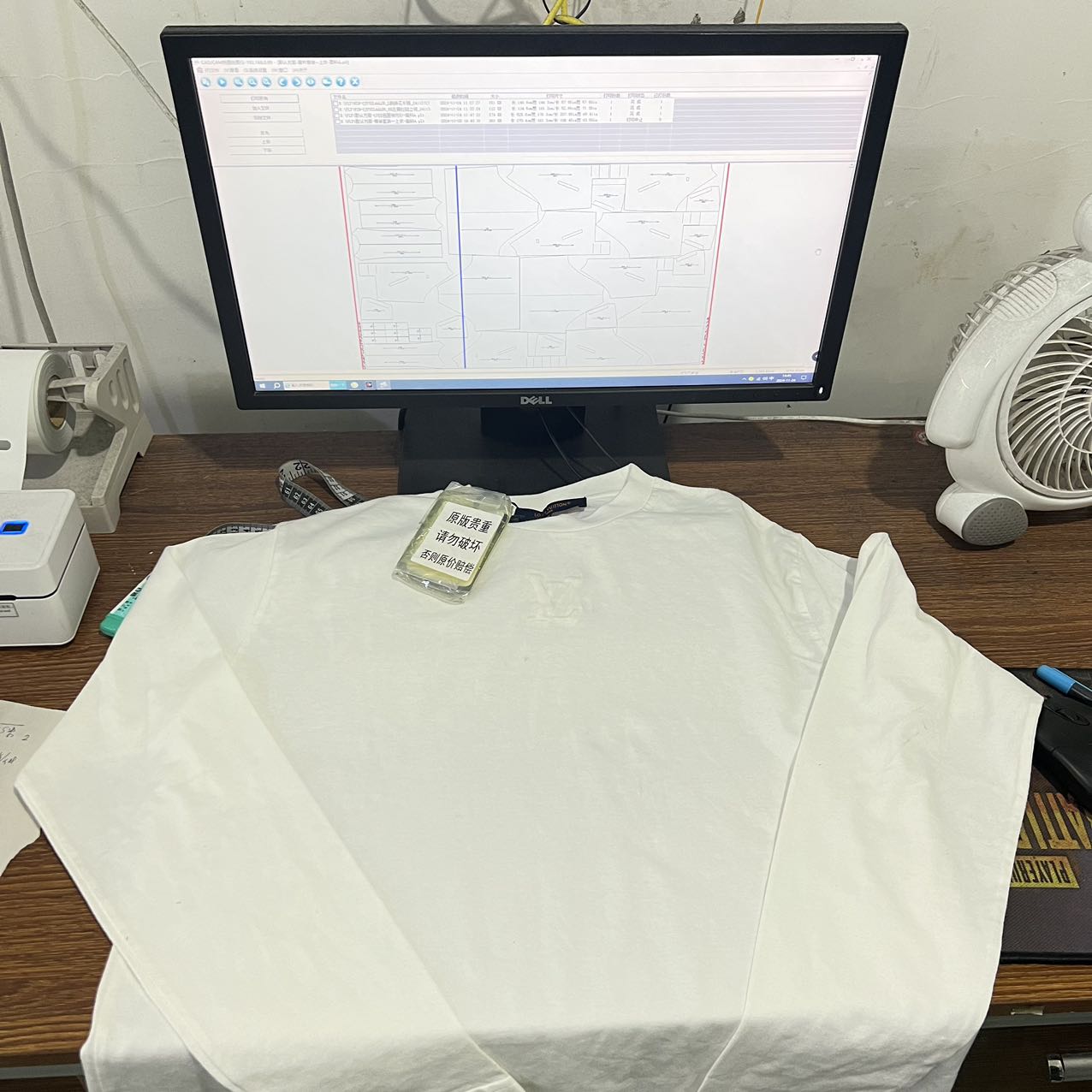 Louis Vuitton Embossed LV long sleeve T-shirt（1AGJQJ）