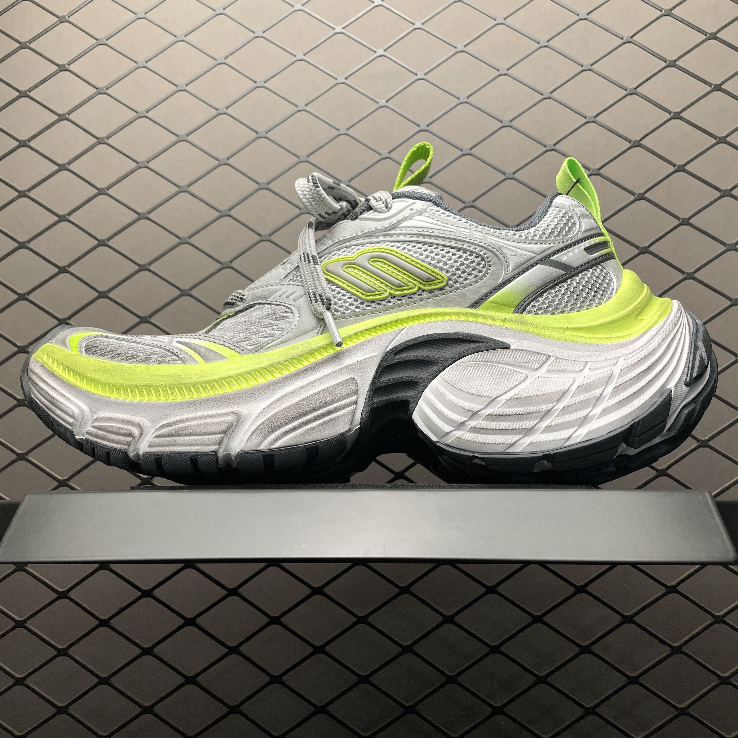 Balenciaga 6XL Sneaker in Grey White Fluo Yellow Balenciaga 6XL Sneaker in Grey White Fluo Yellow