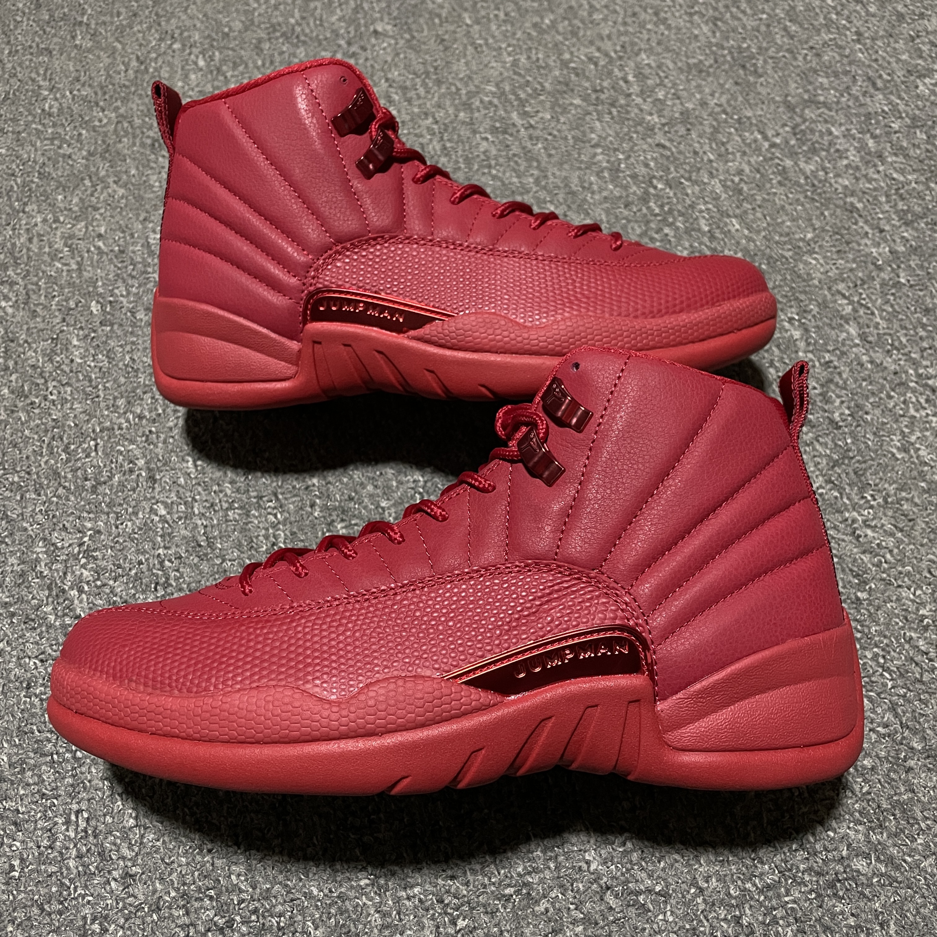 NIKE AIR JORDAN 12 RETRO "GYM RED" (2018) (130690-601)
