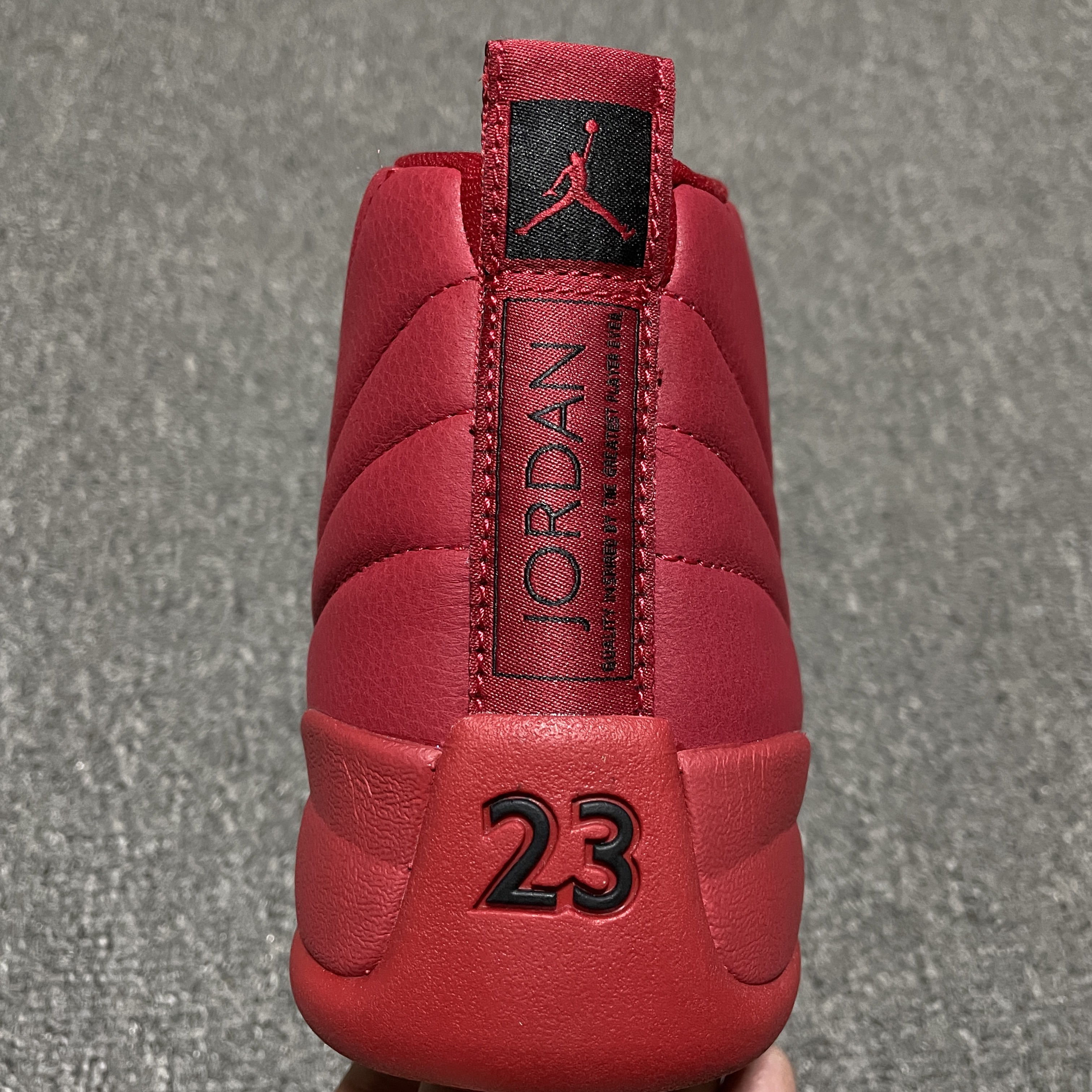 NIKE AIR JORDAN 12 RETRO "GYM RED" (2018) (130690-601)