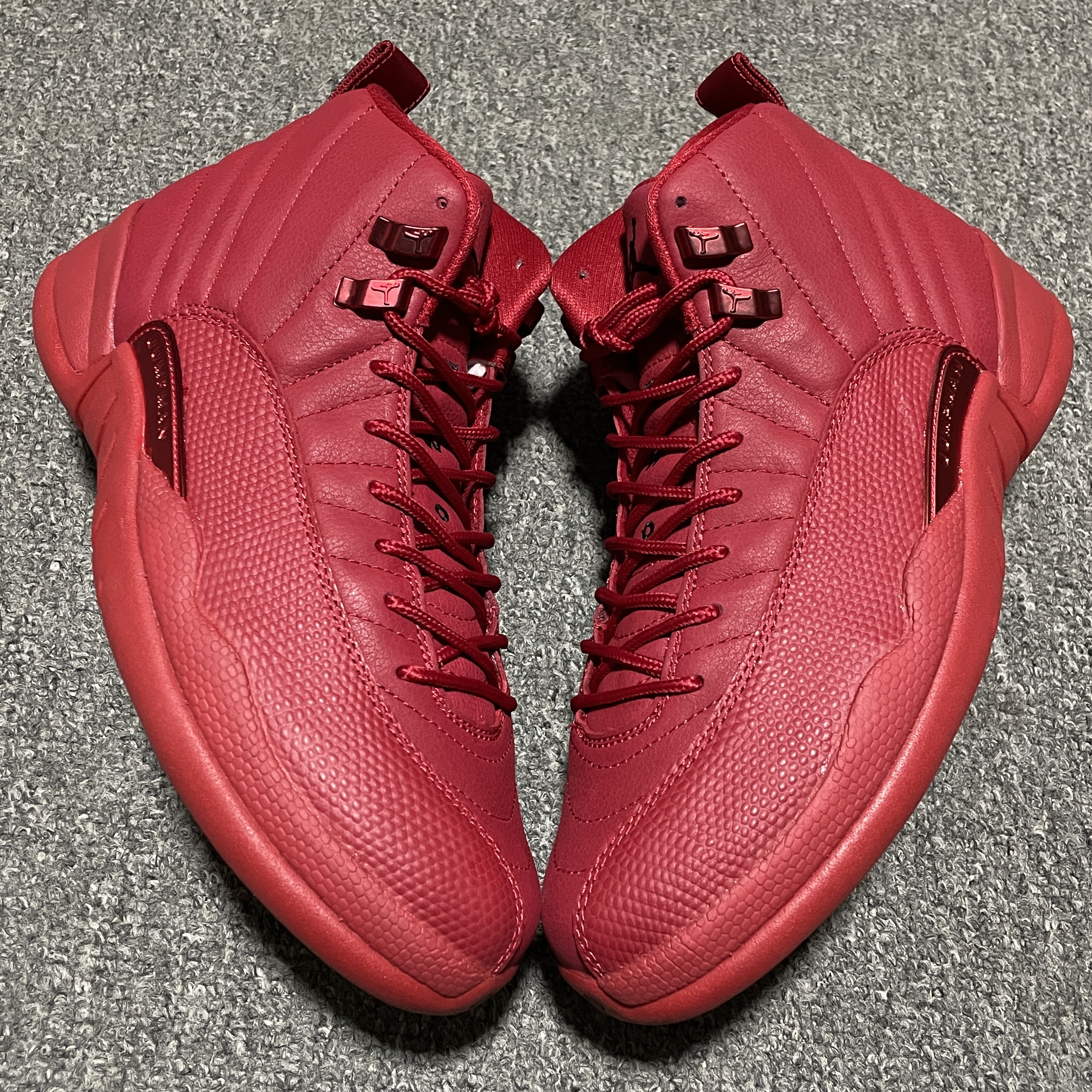 NIKE AIR JORDAN 12 RETRO "GYM RED" (2018) (130690-601)
