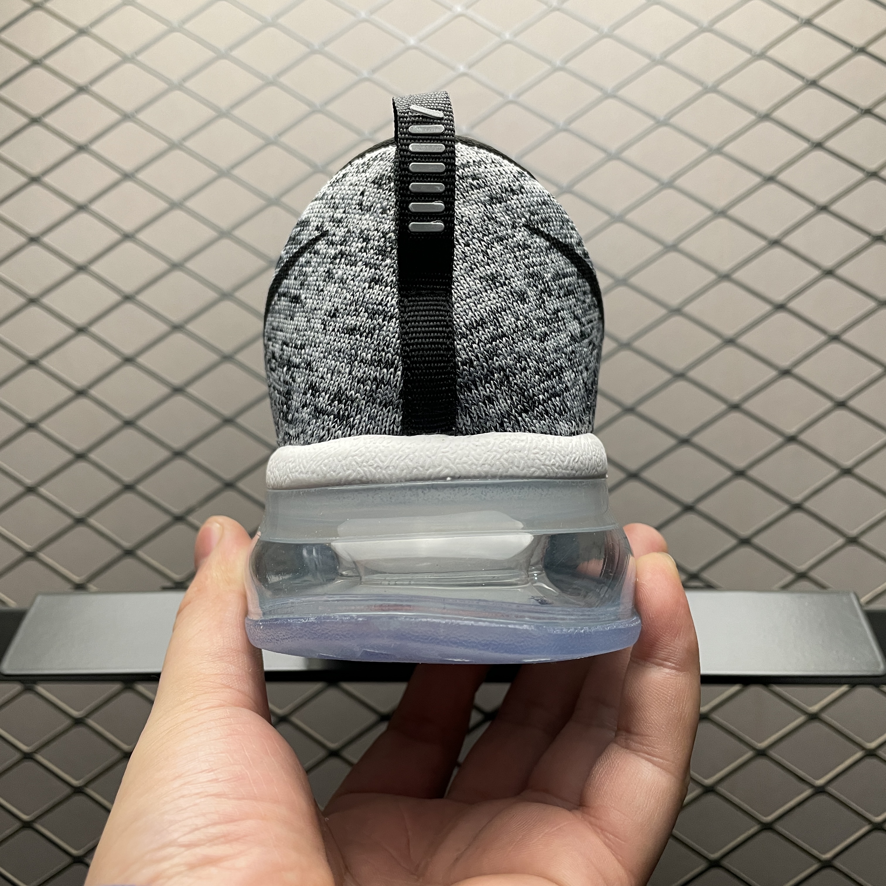 Nike Flyknit Air Max Oreo（620469-102）