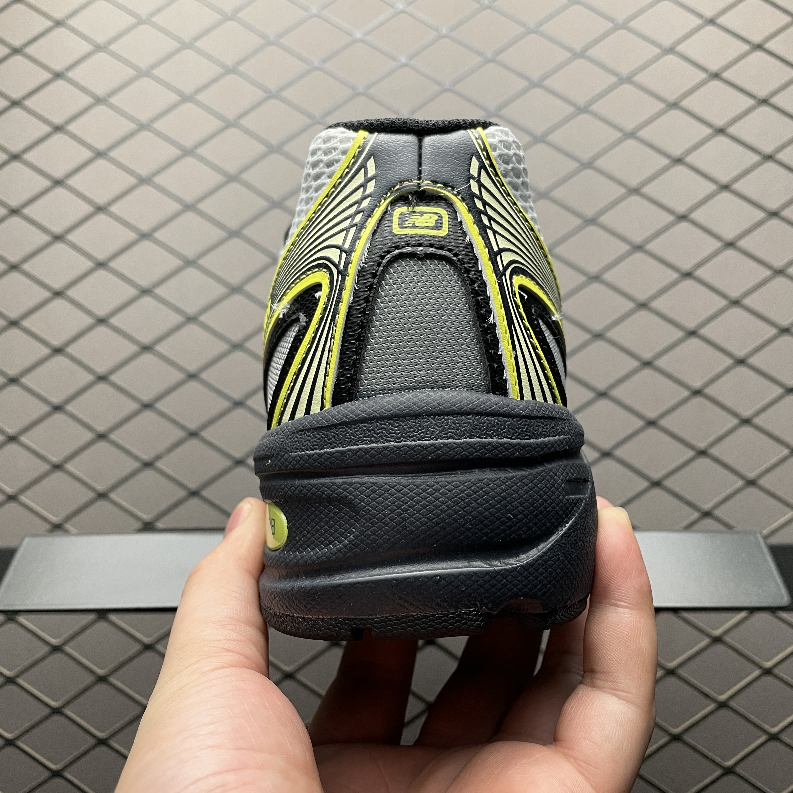 New Balance 740 "White/Yellow" (U740FR2）