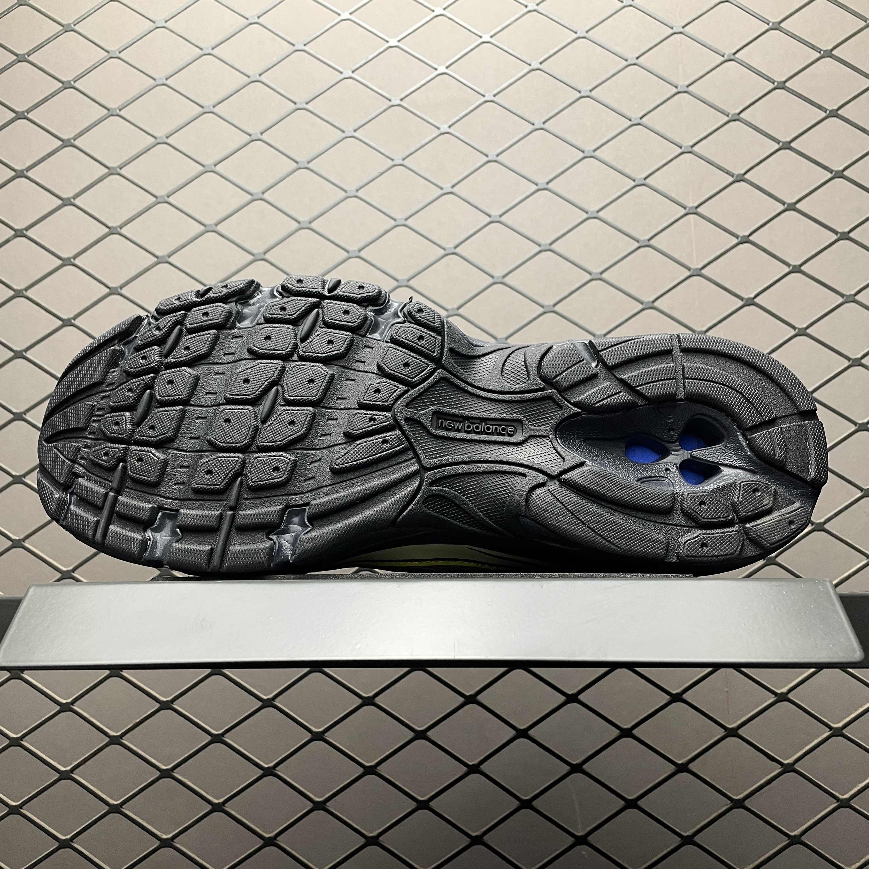 New Balance 740 "White/Yellow" (U740FR2）