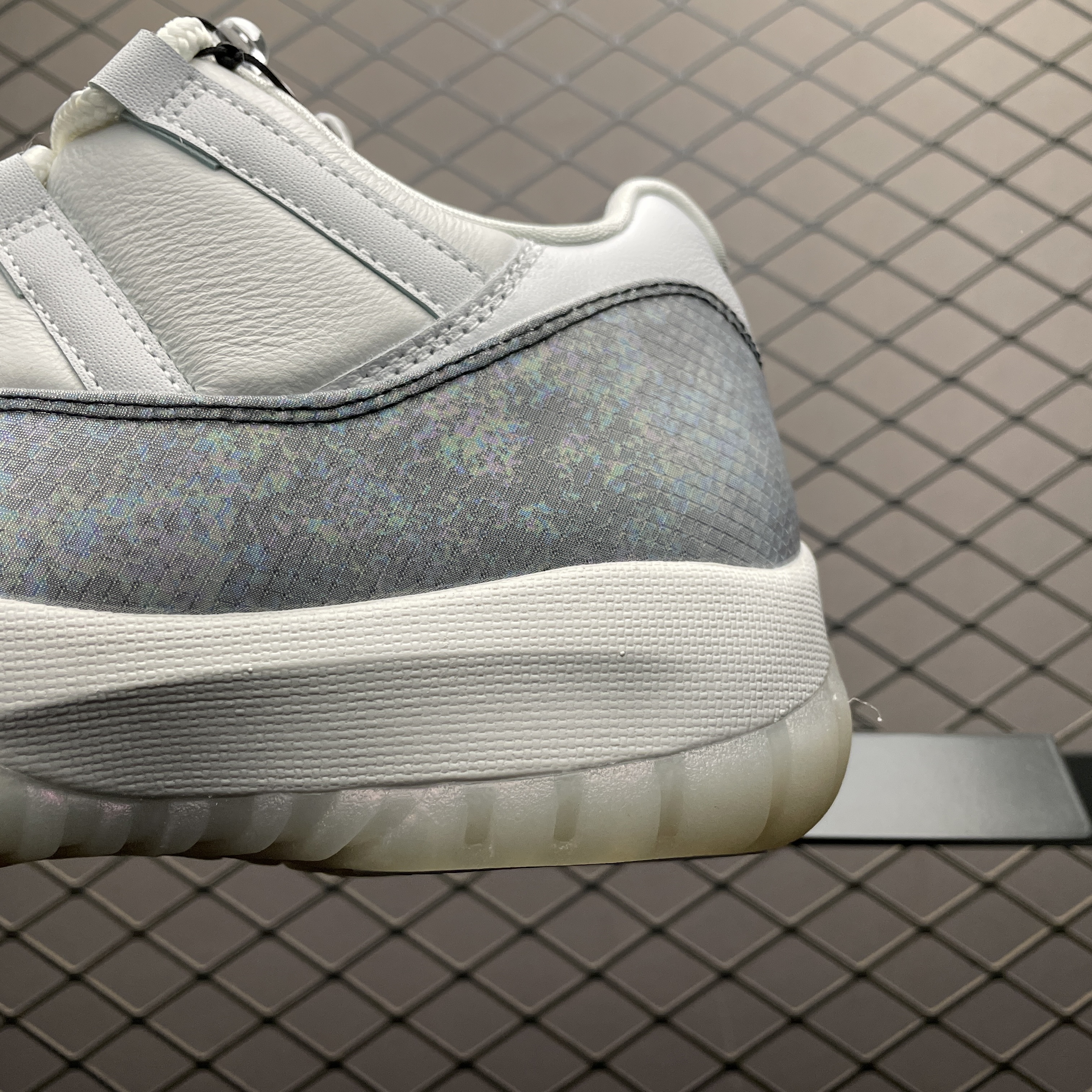 Nike Air Jordan 11 Retro Low "Year of the Snake"（HQ7000-001）