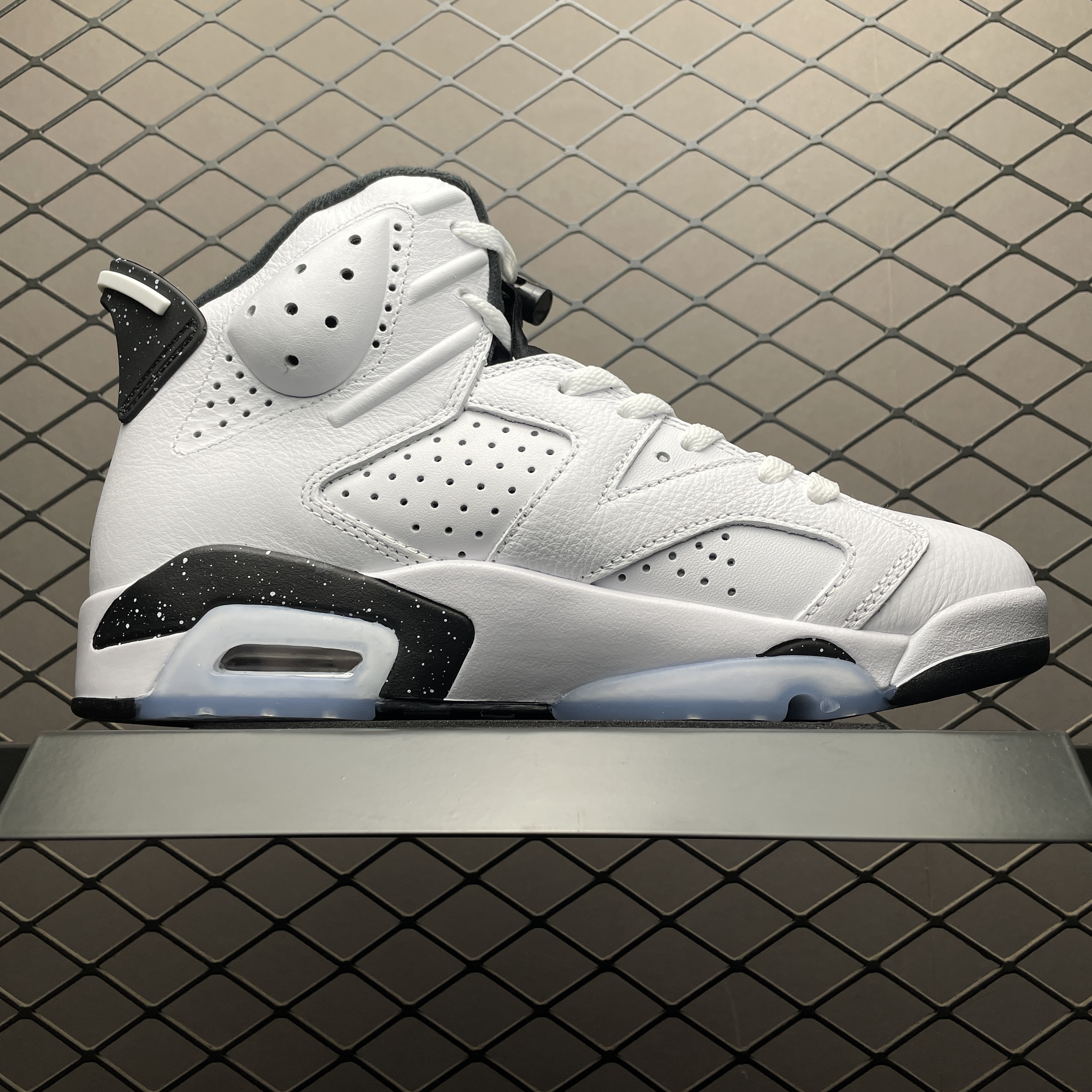 Nike air Jordan 6 Retro Reverse Oreo（ CT8529-112）