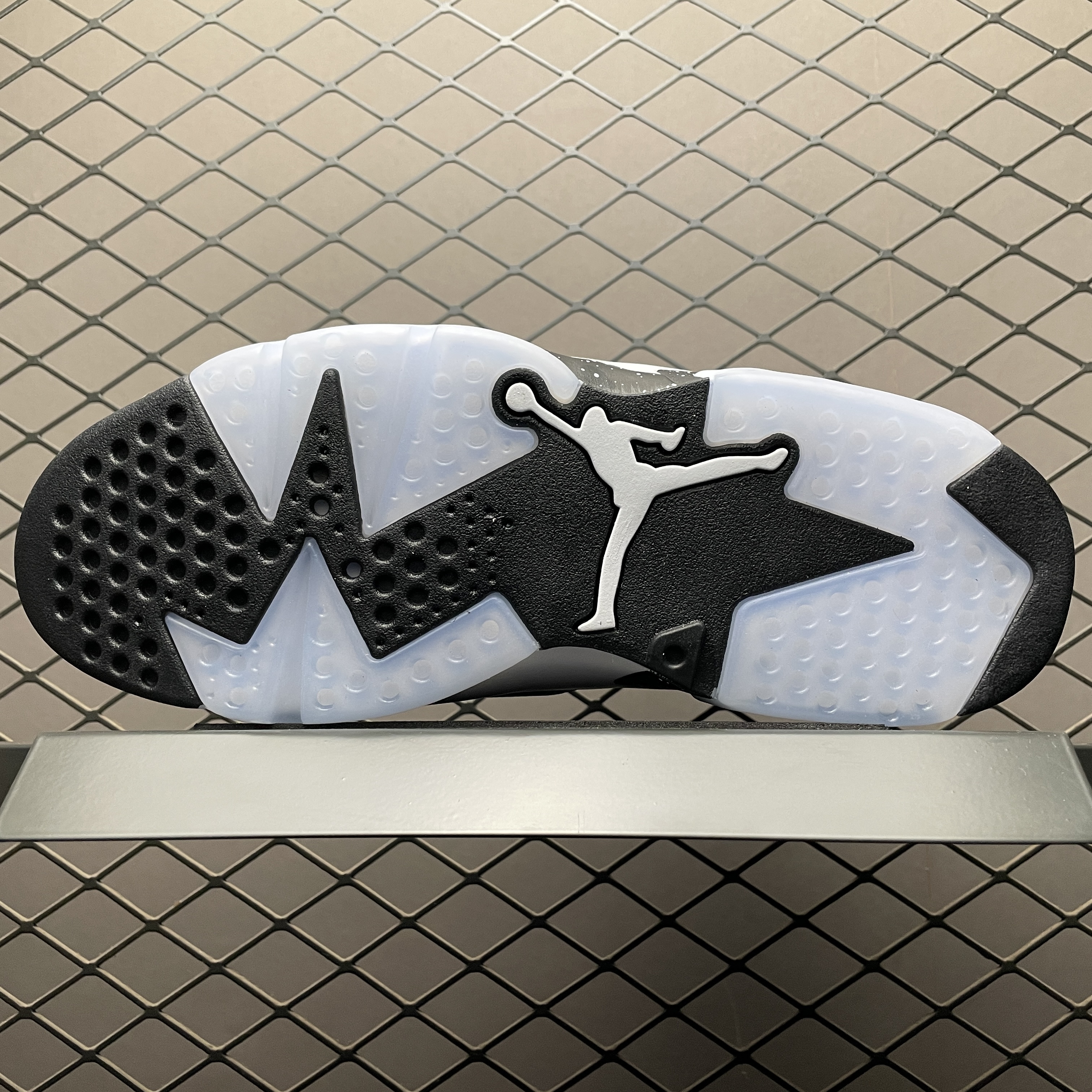 Nike air Jordan 6 Retro Reverse Oreo（ CT8529-112）